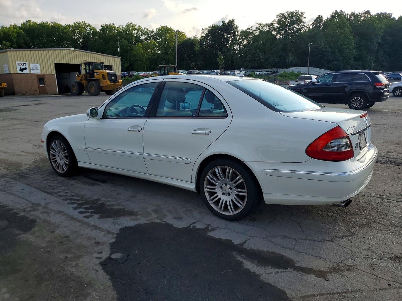 2008 Mercedes-benz E 350 4matic White vin: WDBUF87X68B292415