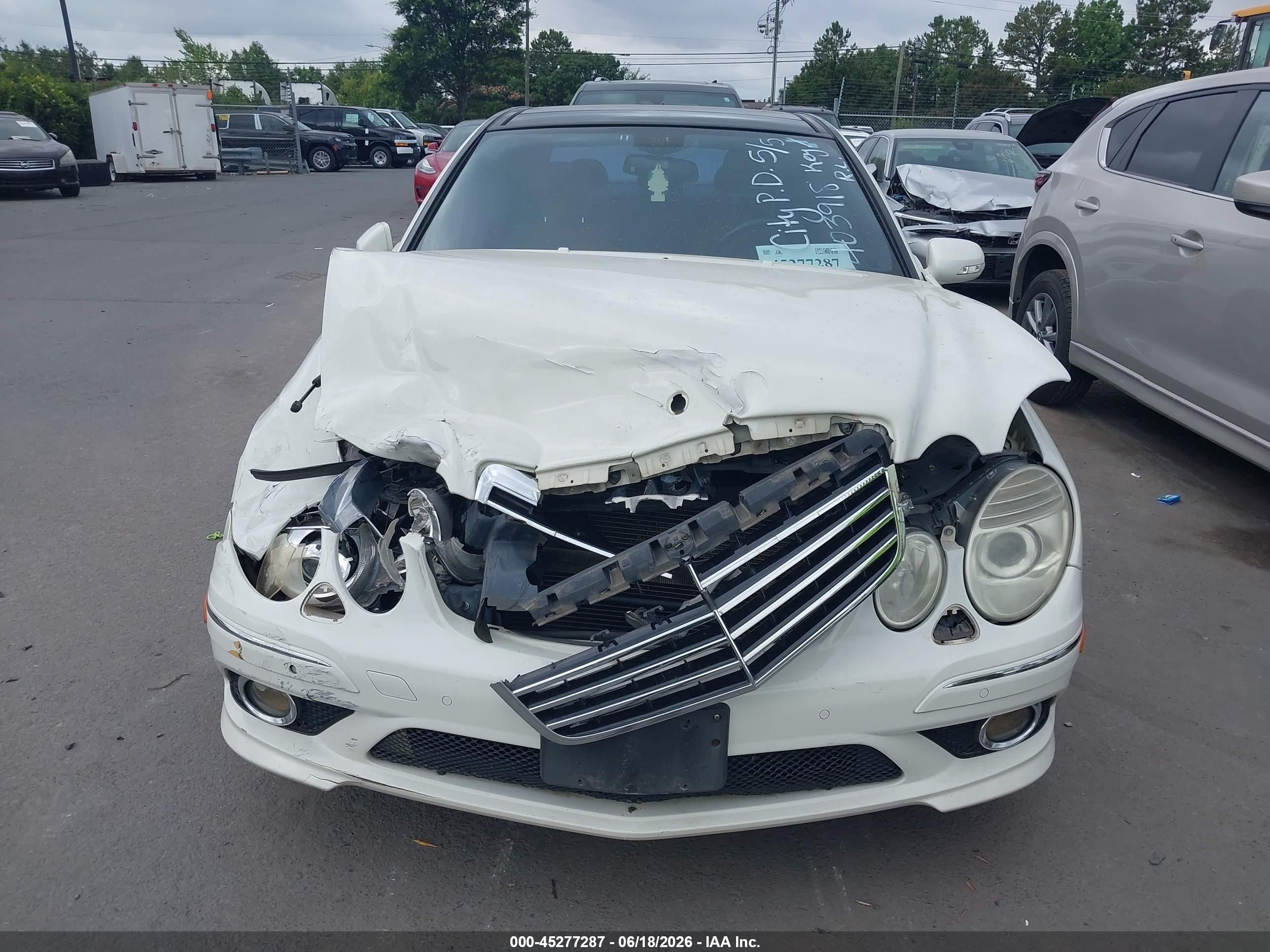 2009 Mercedes-benz E 350 4matic Cream vin: WDBUF87X69B403918