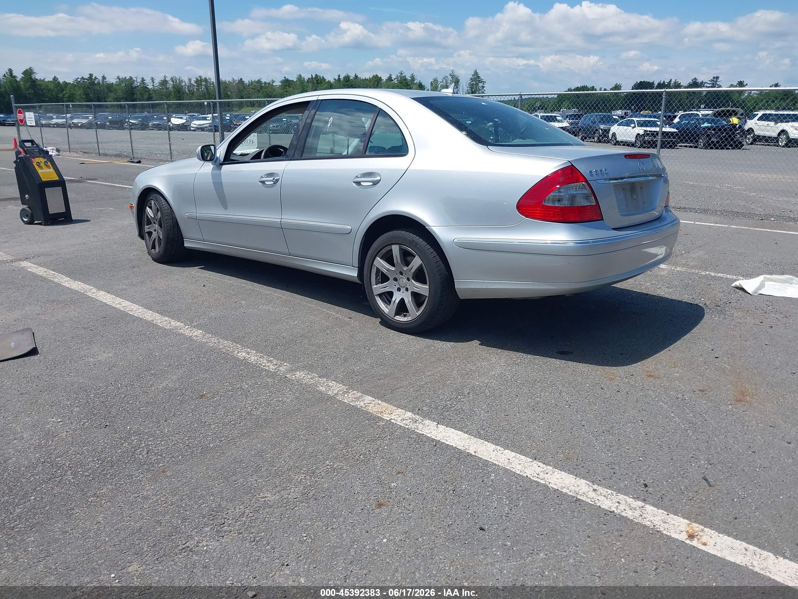 2008 Mercedes-benz E 350 4matic Silver vin: WDBUF87X78B250531