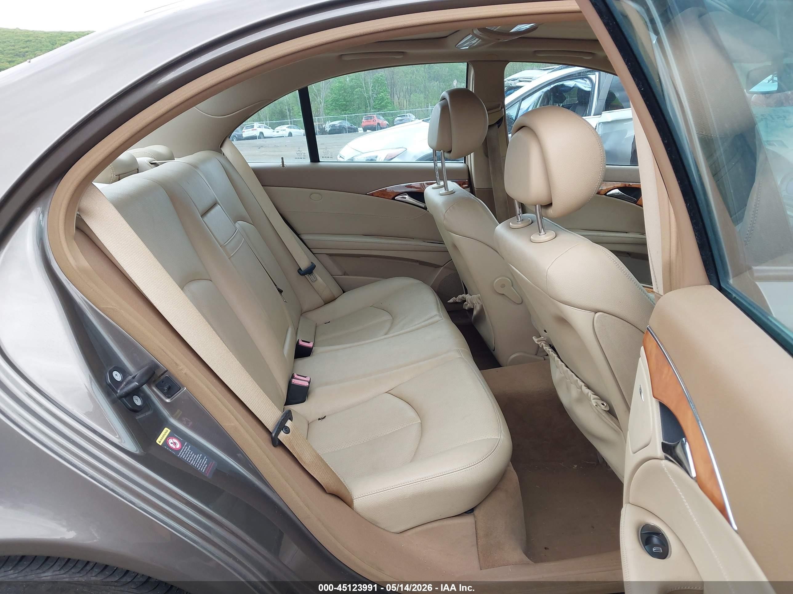 2008 Mercedes-benz E 350 4matic Gray vin: WDBUF87X78B275171