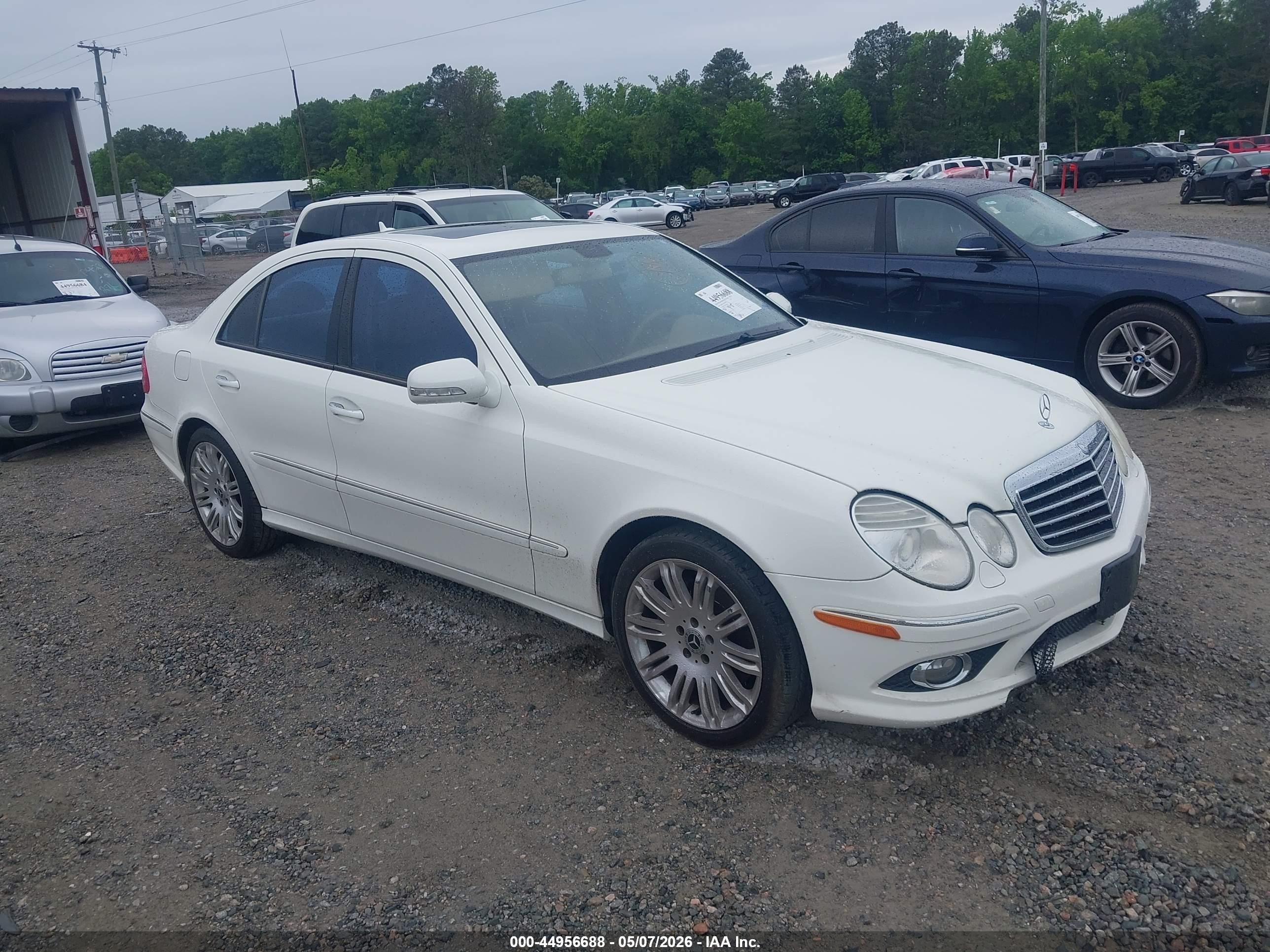 2009 Mercedes-benz E 350 4matic White vin: WDBUF87X79B393982