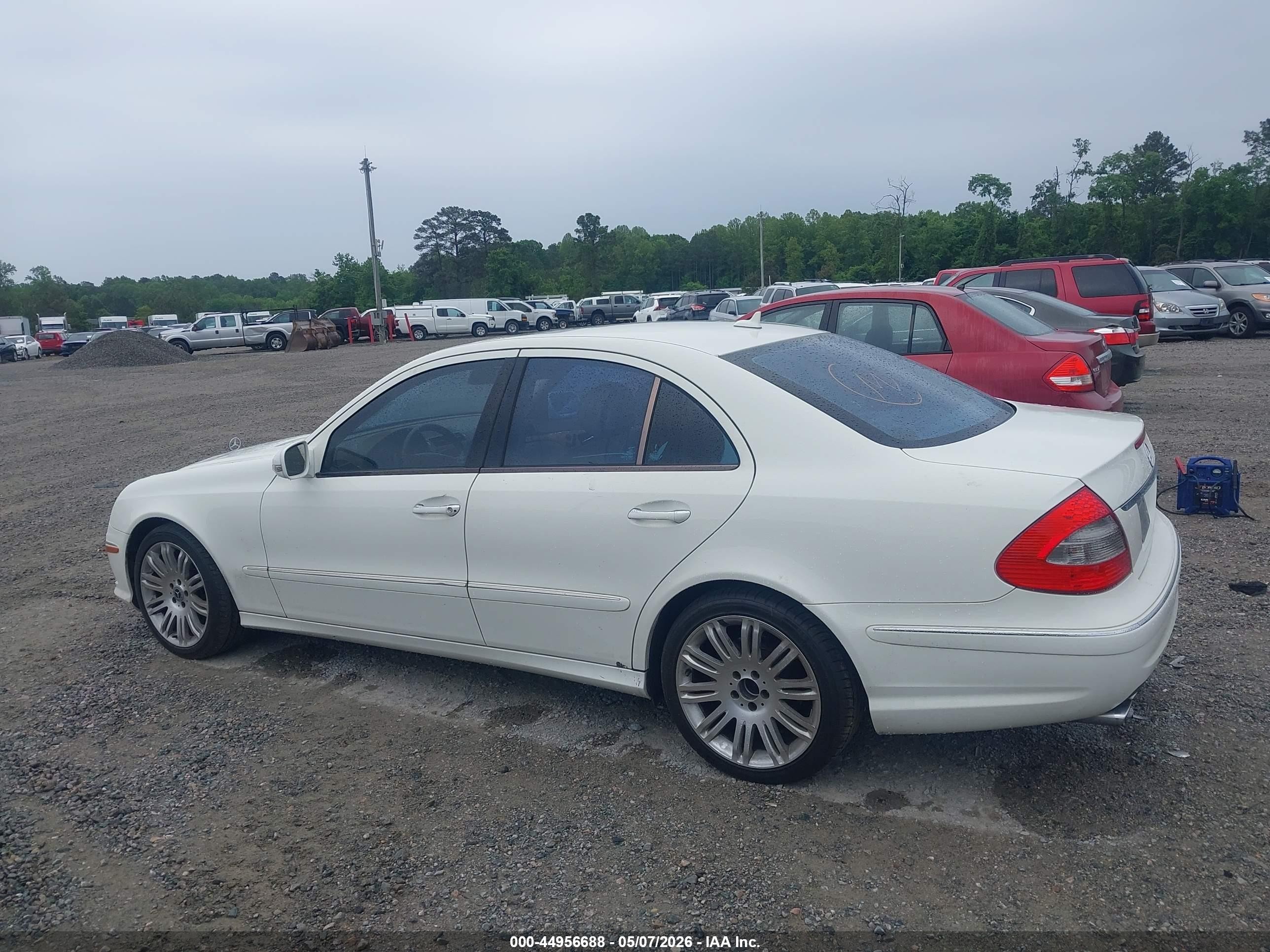 2009 Mercedes-benz E 350 4matic White vin: WDBUF87X79B393982
