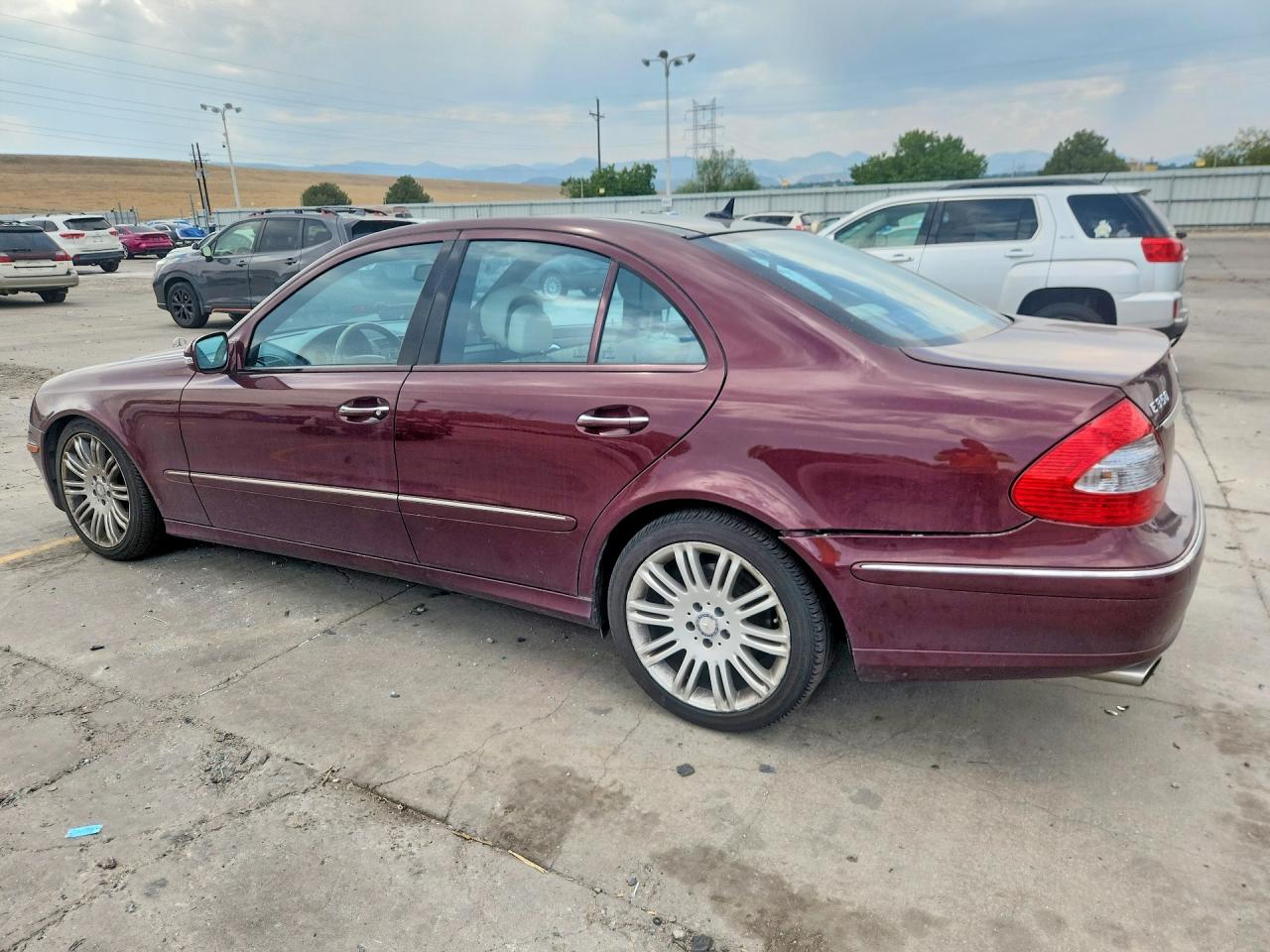 2007 Mercedes-benz E 350 4matic Maroon vin: WDBUF87X87B139243