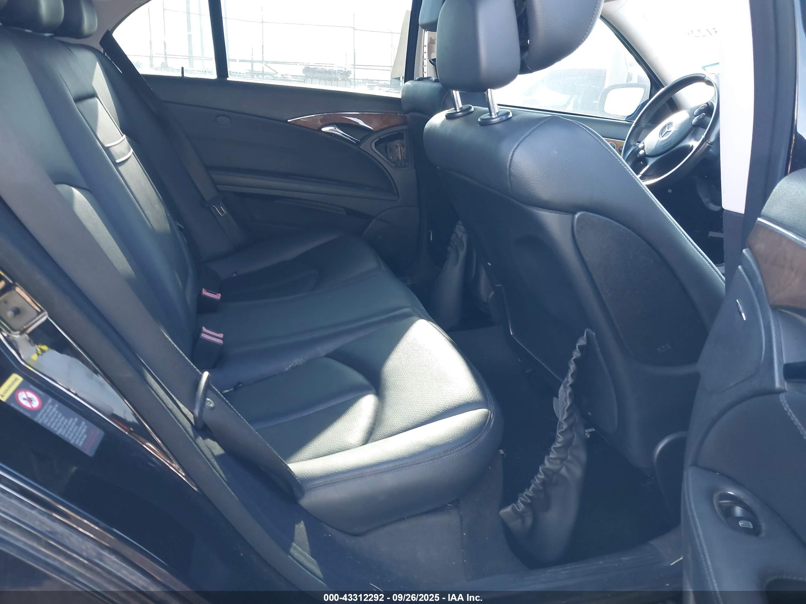 2009 Mercedes-benz E 350 4matic Black vin: WDBUF87X89B388709