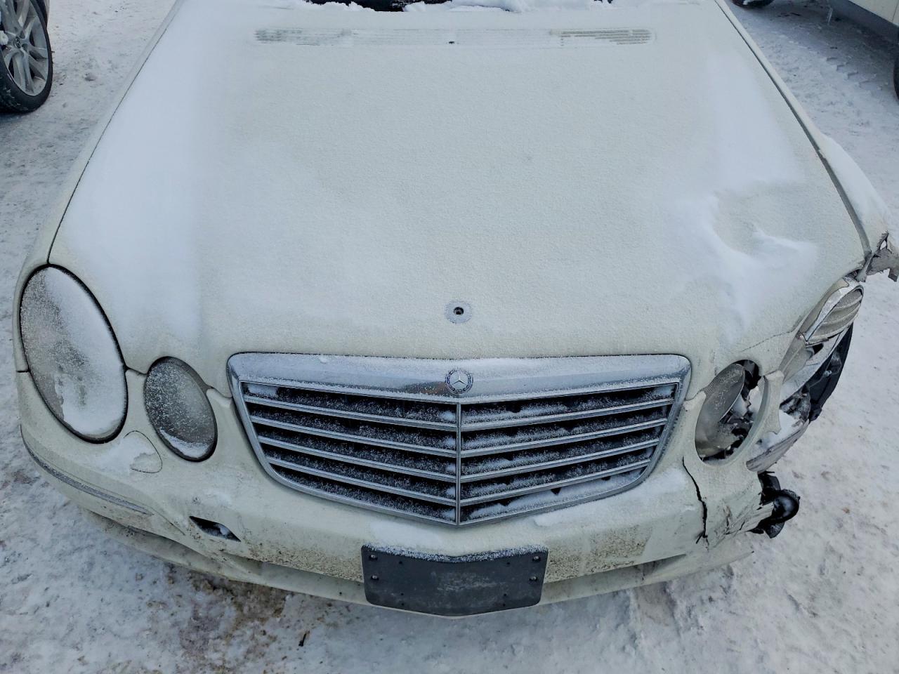 2007 Mercedes-benz E 350 4matic White vin: WDBUF87X97X222067