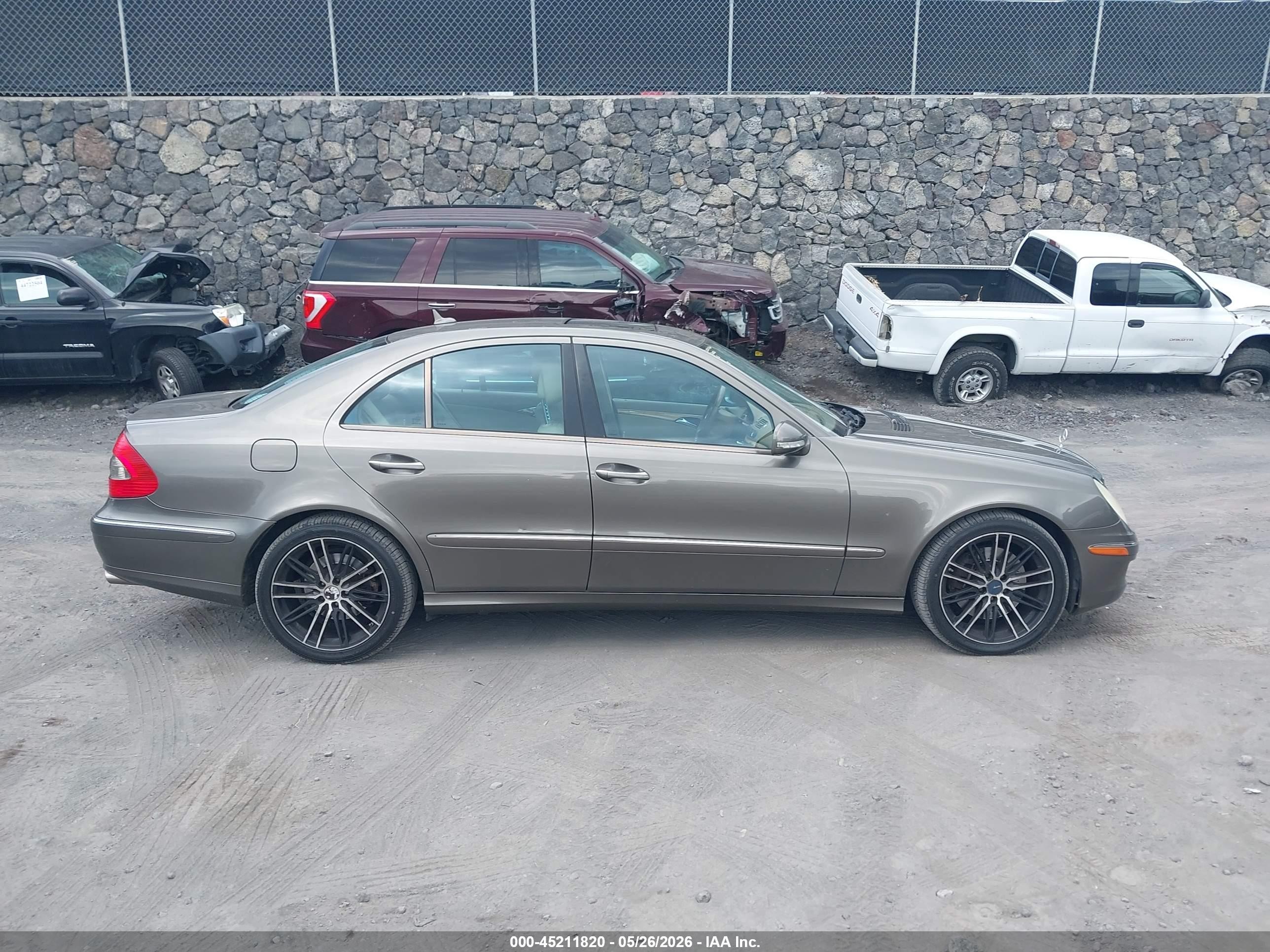 2008 Mercedes-benz E 350 4matic Brown vin: WDBUF87X98B211763