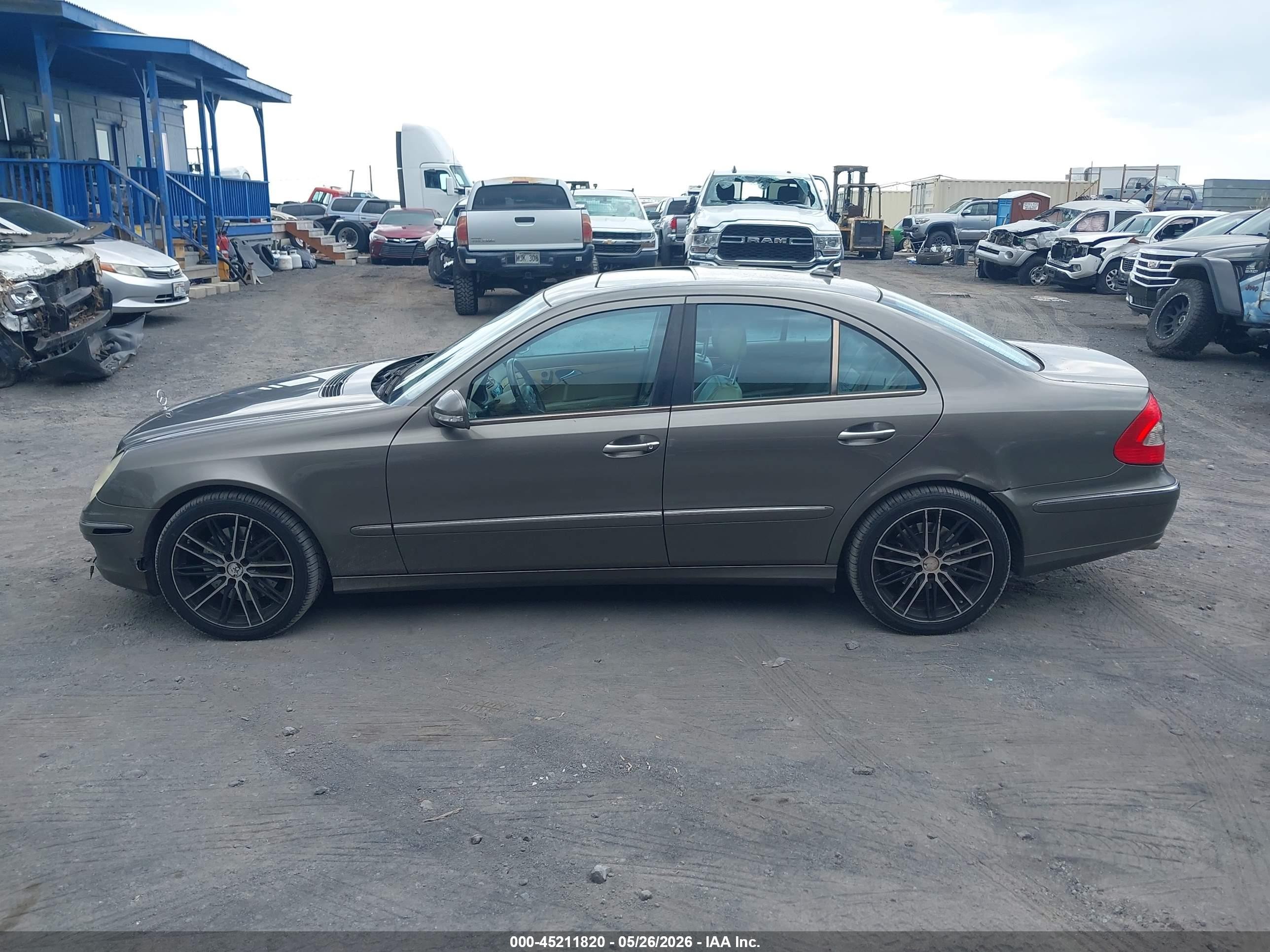 2008 Mercedes-benz E 350 4matic Brown vin: WDBUF87X98B211763