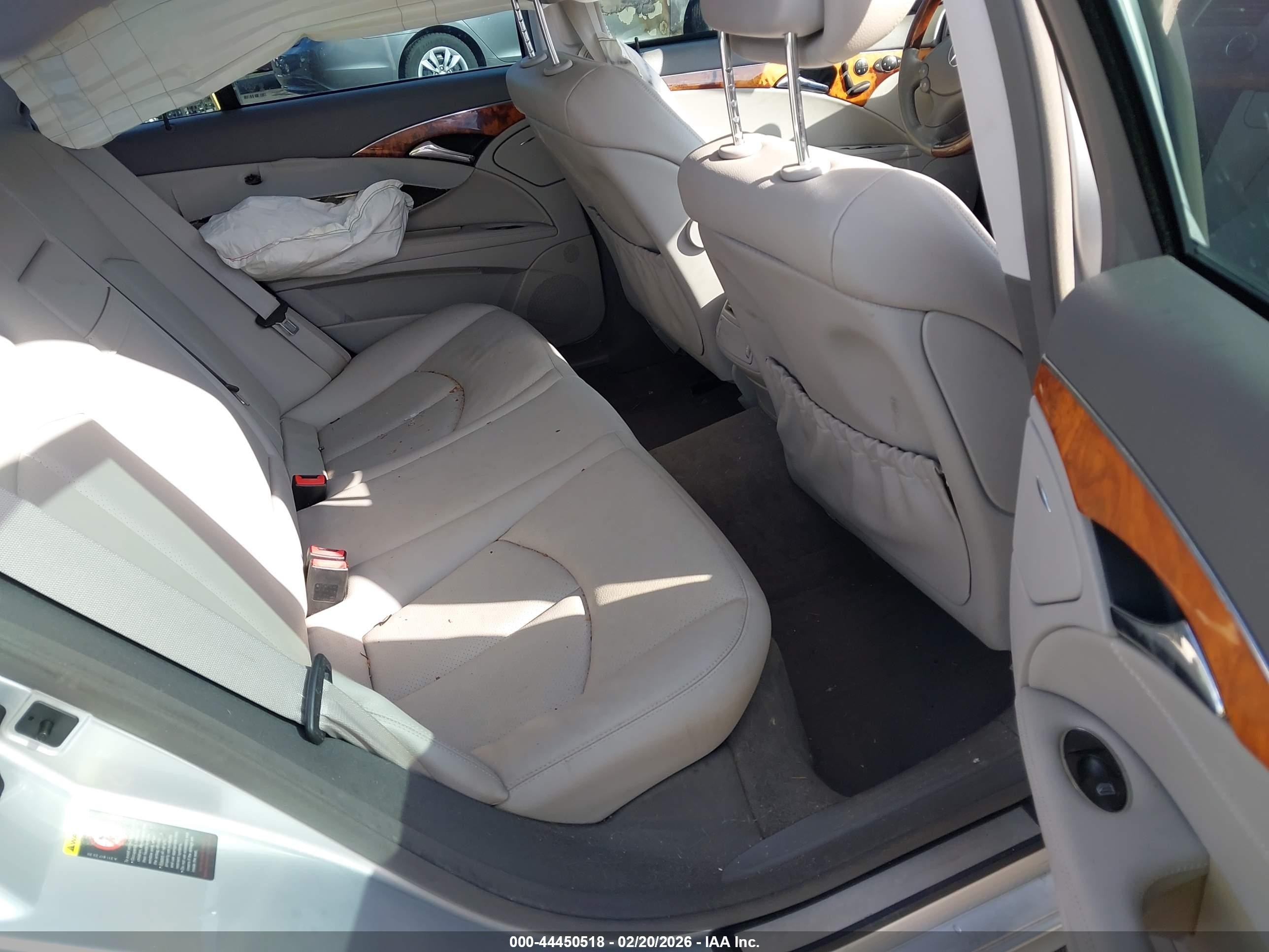 2008 Mercedes-benz E 350 4matic Silver vin: WDBUF87X98B238459