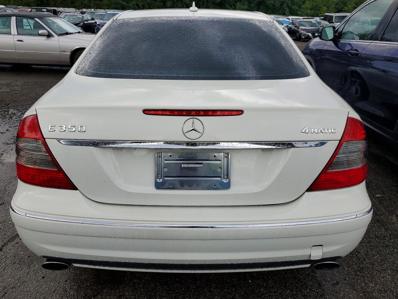 2009 Mercedes-benz E 350 4matic White vin: WDBUF87X99B396947