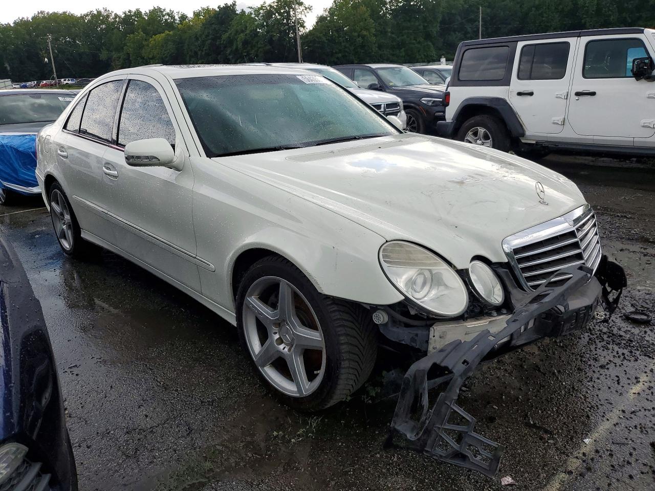 2009 Mercedes-benz E 350 4matic White vin: WDBUF87X99B396947