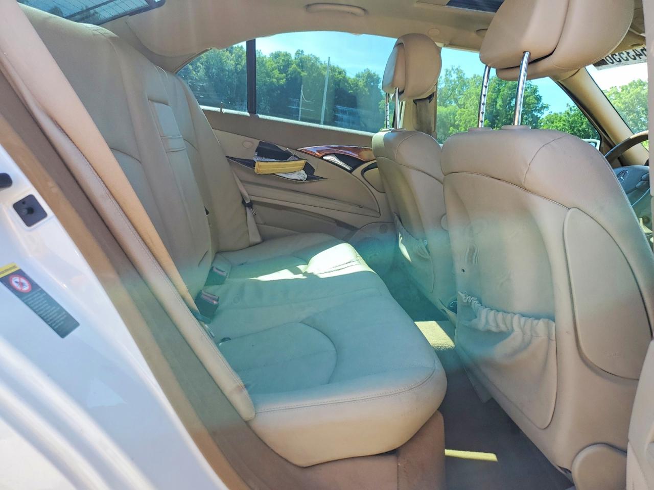 2009 Mercedes-benz E 350 4matic White vin: WDBUF87X99B396947