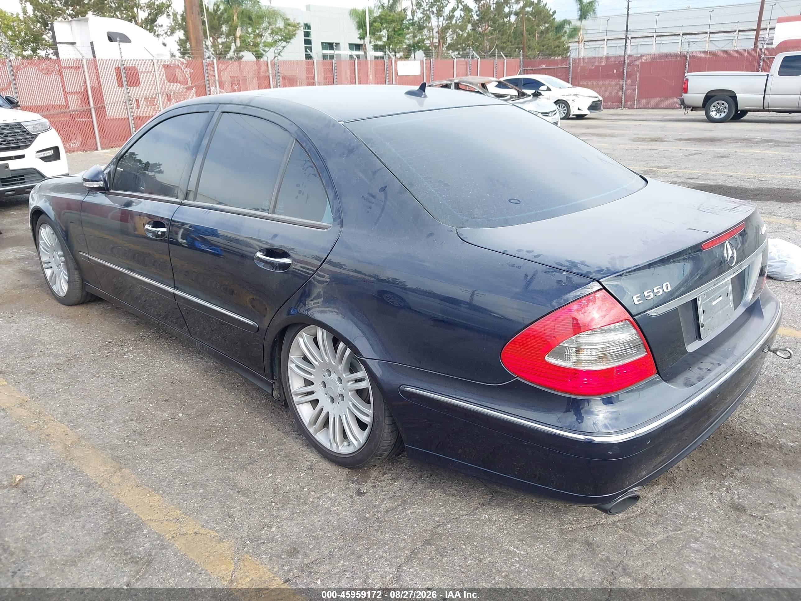2008 Mercedes-benz E 550 4matic Black vin: WDBUF90X68B279258