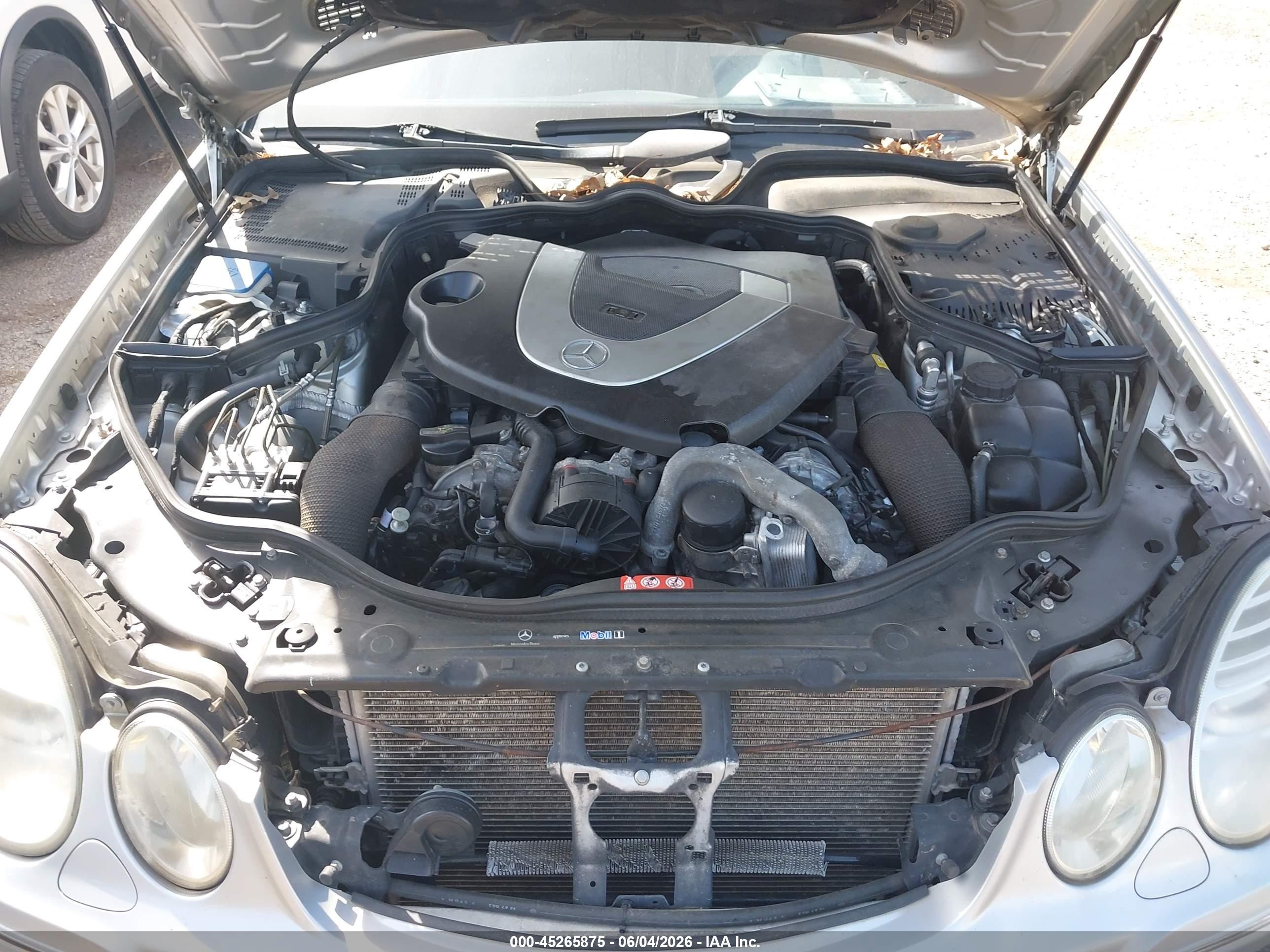 2007 Mercedes-benz E 550 4matic Silver vin: WDBUF90X77X212282