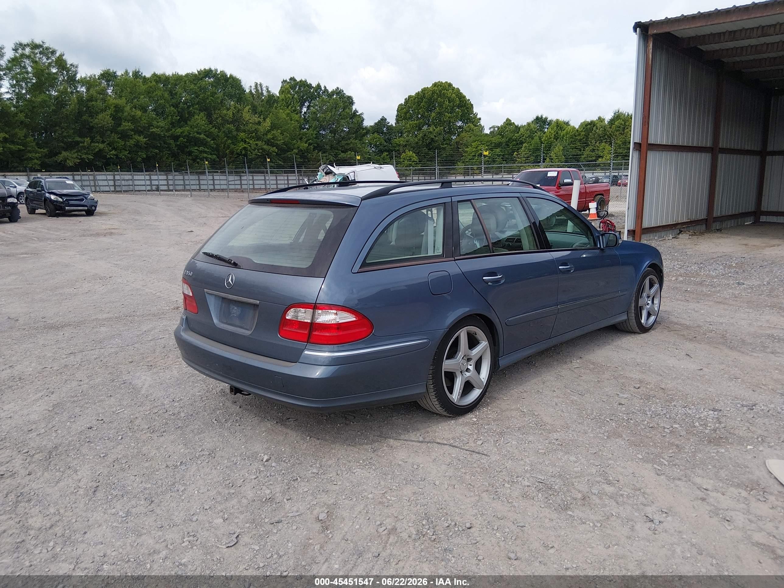 2006 Mercedes-benz E 350   Blue vin: WDBUH56J46A953707