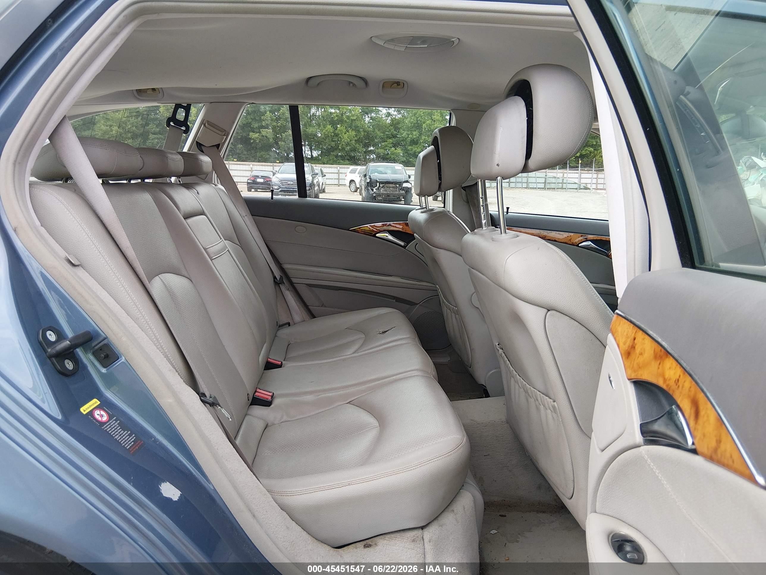 2006 Mercedes-benz E 350   Blue vin: WDBUH56J46A953707