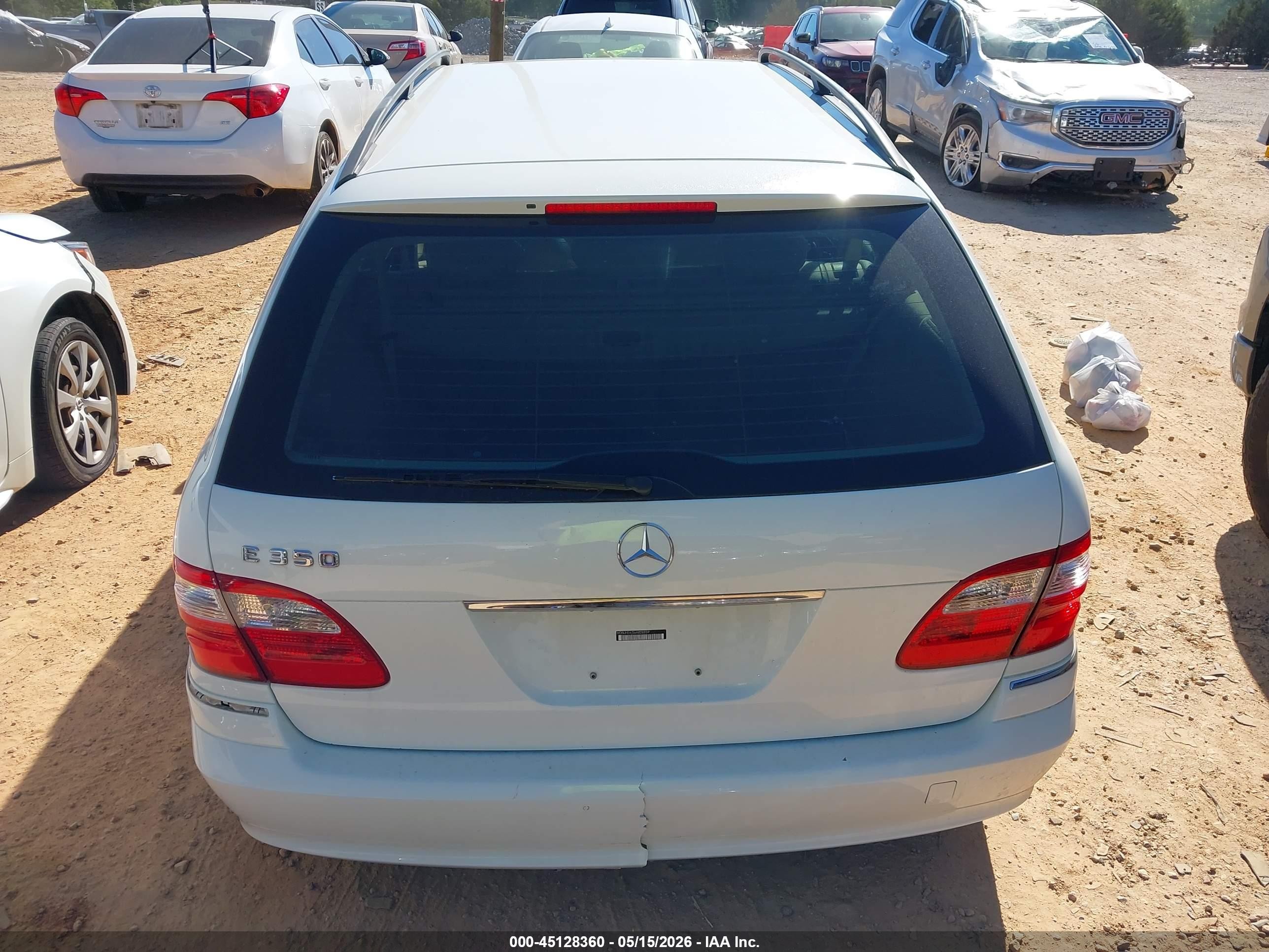 2006 Mercedes-benz E 350   White vin: WDBUH56J56A828859