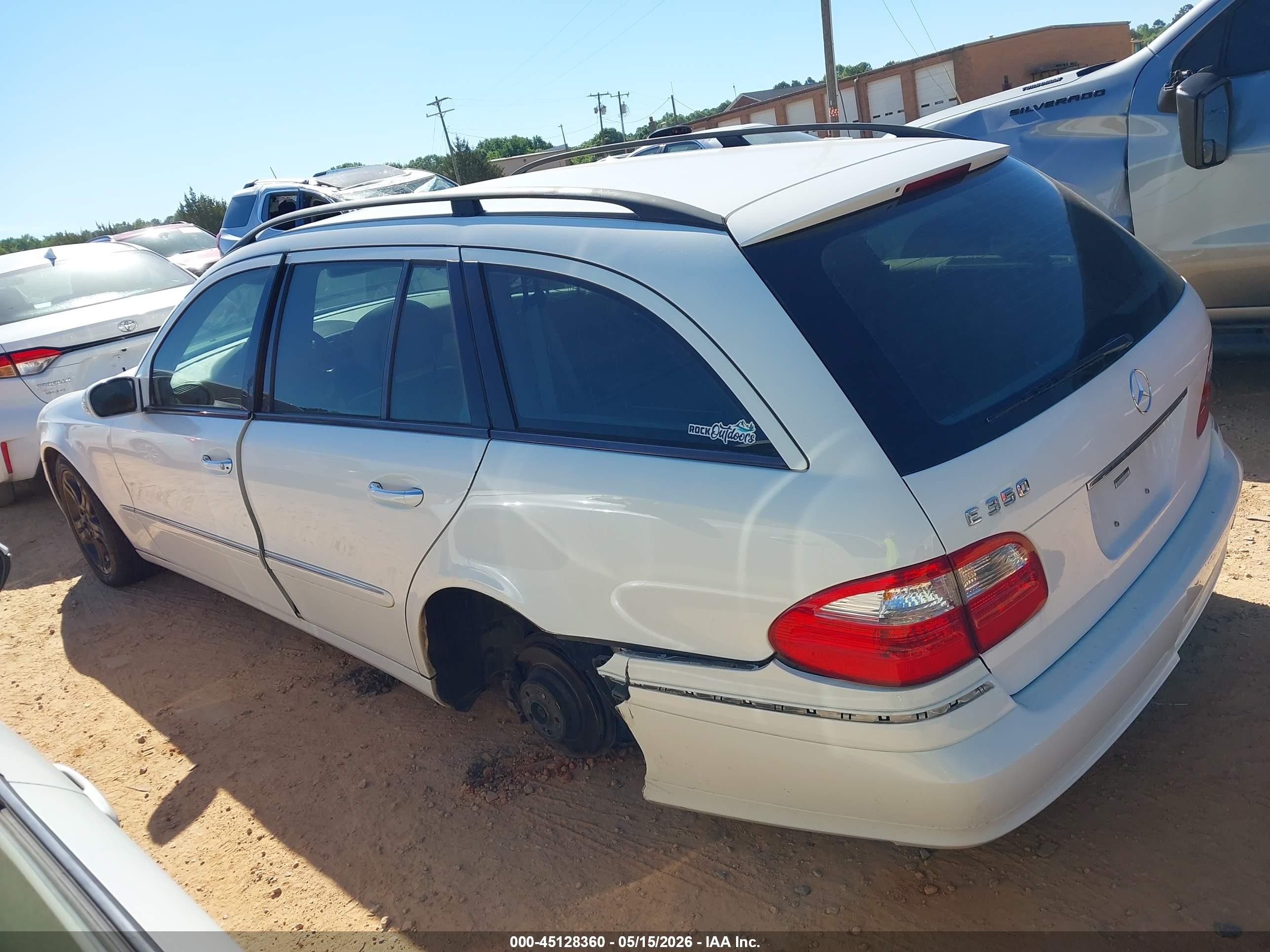 2006 Mercedes-benz E 350   White vin: WDBUH56J56A828859