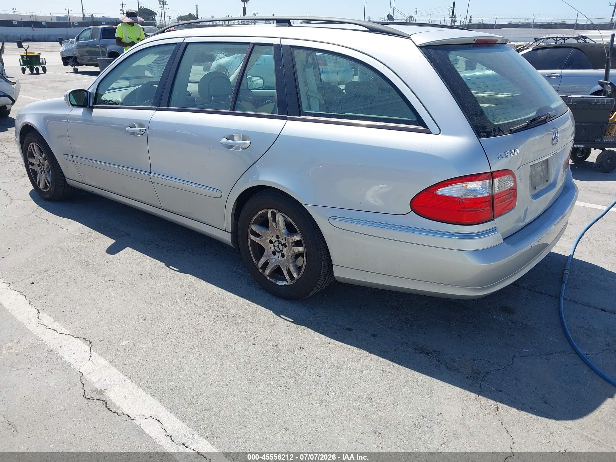 2004 Mercedes-benz E 320   Silver vin: WDBUH65J14A544388