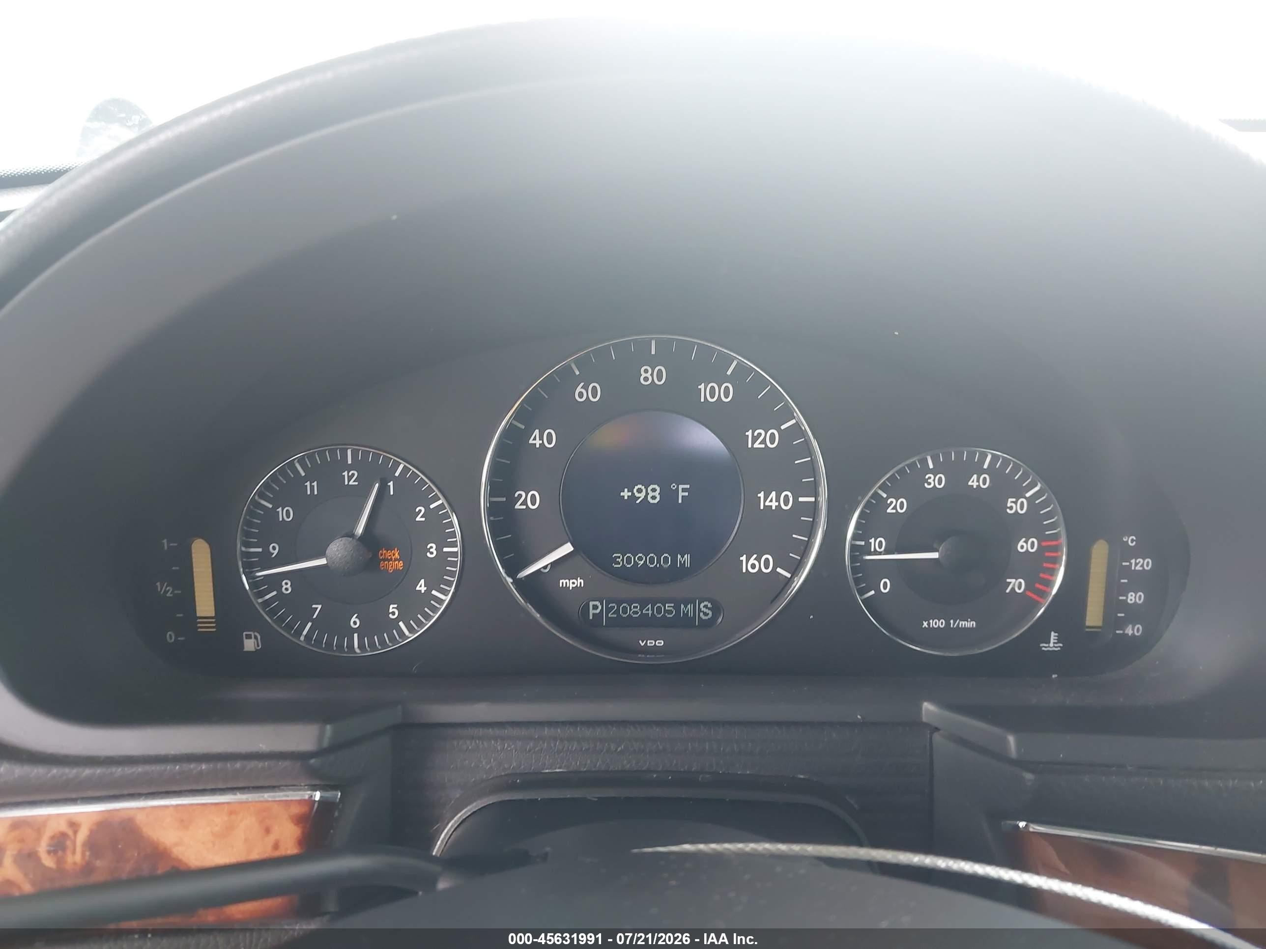 2004 Mercedes-benz E 320   Silver vin: WDBUH65J64A392124