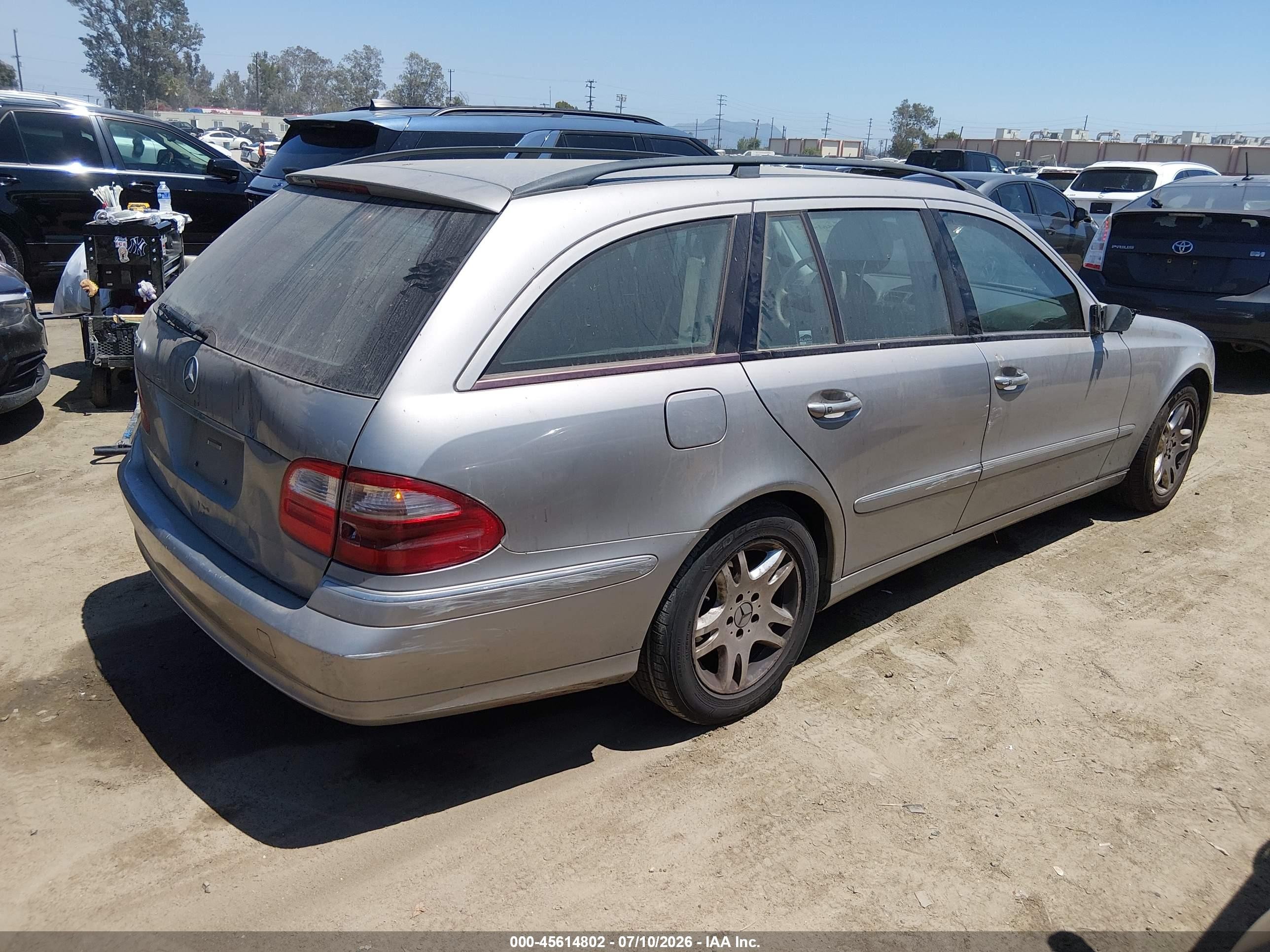 2004 Mercedes-benz E 320   Silver vin: WDBUH65J64A536836