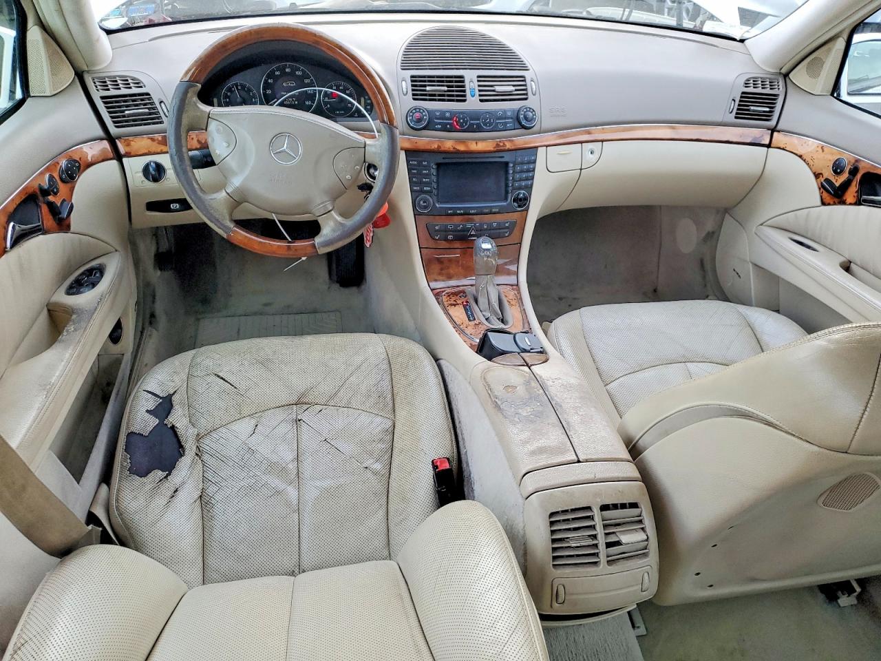 2004 Mercedes-benz E 320 White vin: WDBUH65JX4A481968