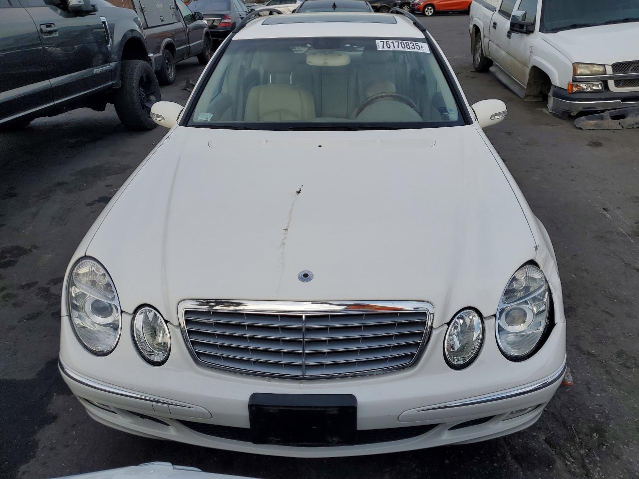 2004 Mercedes-benz E 320 White vin: WDBUH65JX4A481968