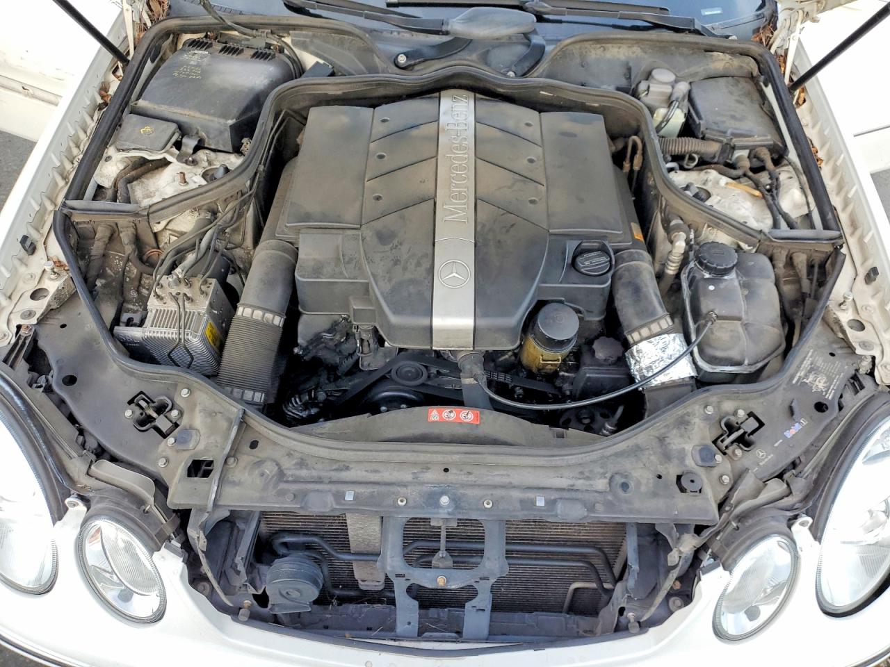 2004 Mercedes-benz E 320 White vin: WDBUH65JX4A481968