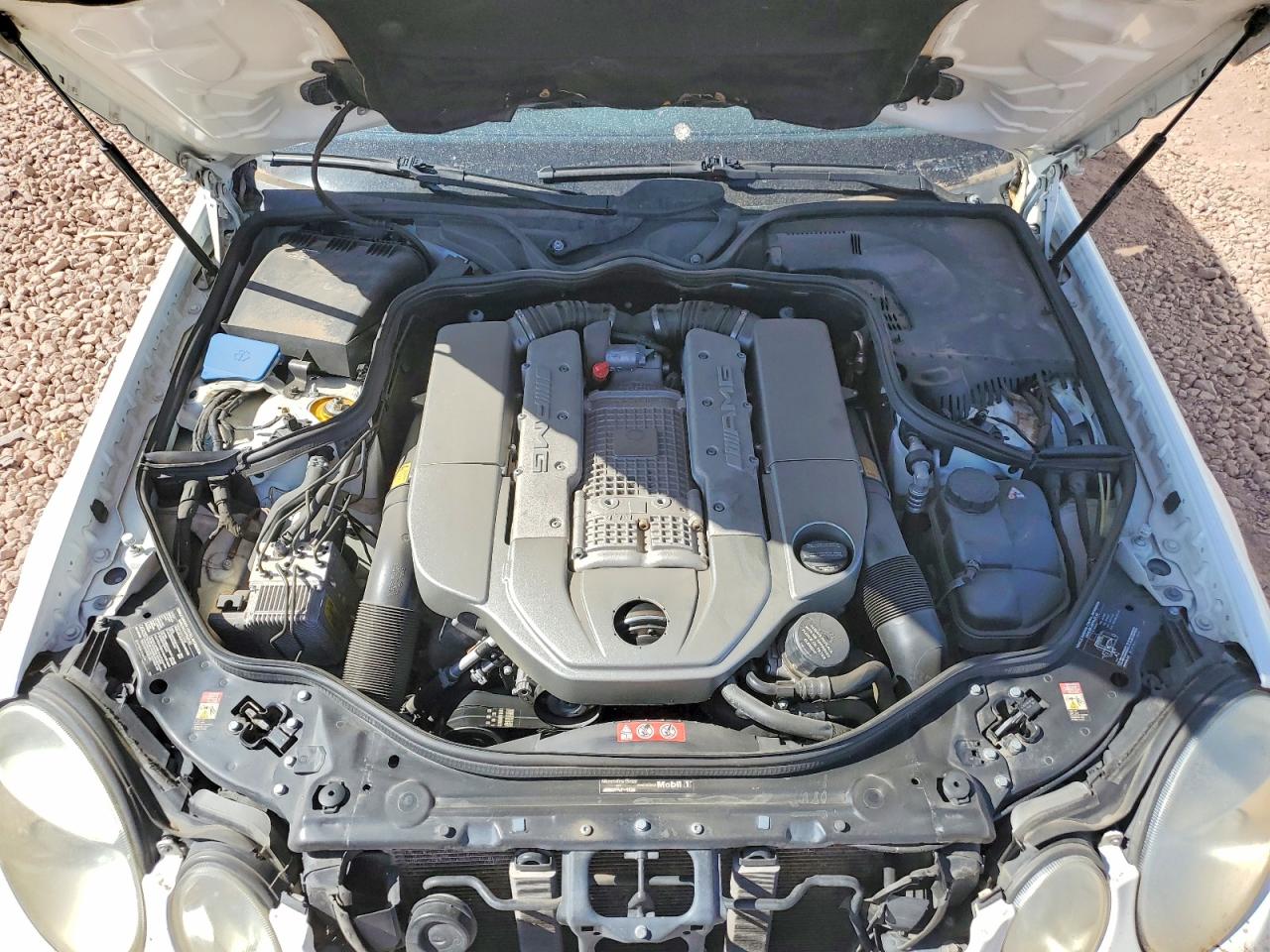 2005 Mercedes-benz E 55 Amg White vin: WDBUH76J75A758808