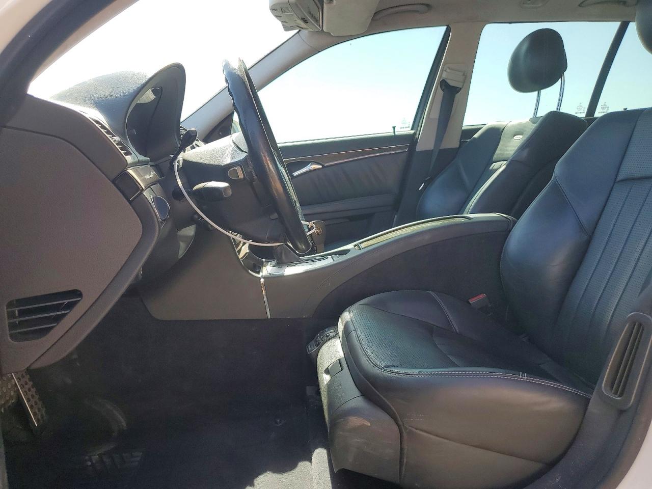 2005 Mercedes-benz E 55 Amg White vin: WDBUH76J75A758808
