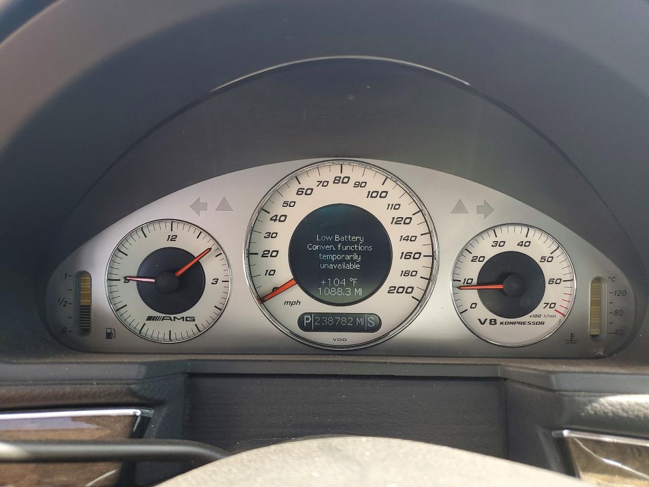 2005 Mercedes-benz E 55 Amg White vin: WDBUH76J75A758808