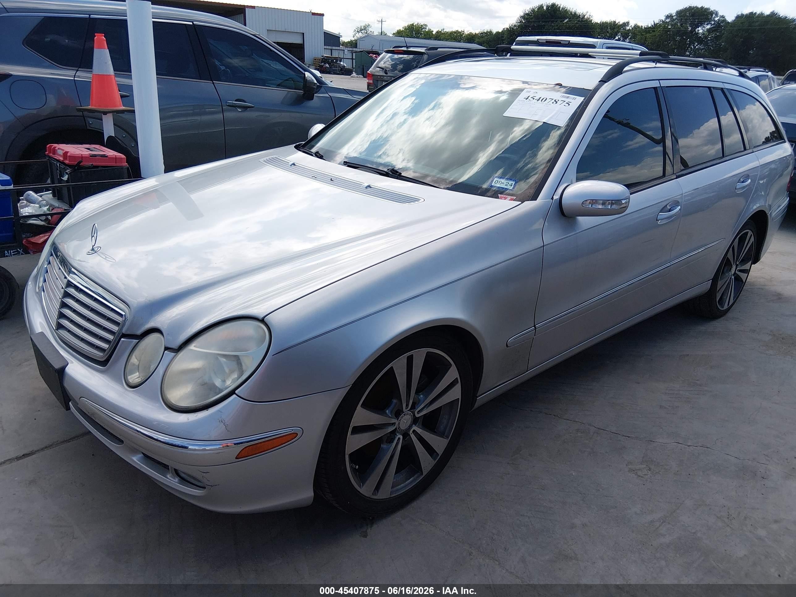 2005 Mercedes-benz E 320 4matic Silver vin: WDBUH82J55X177090