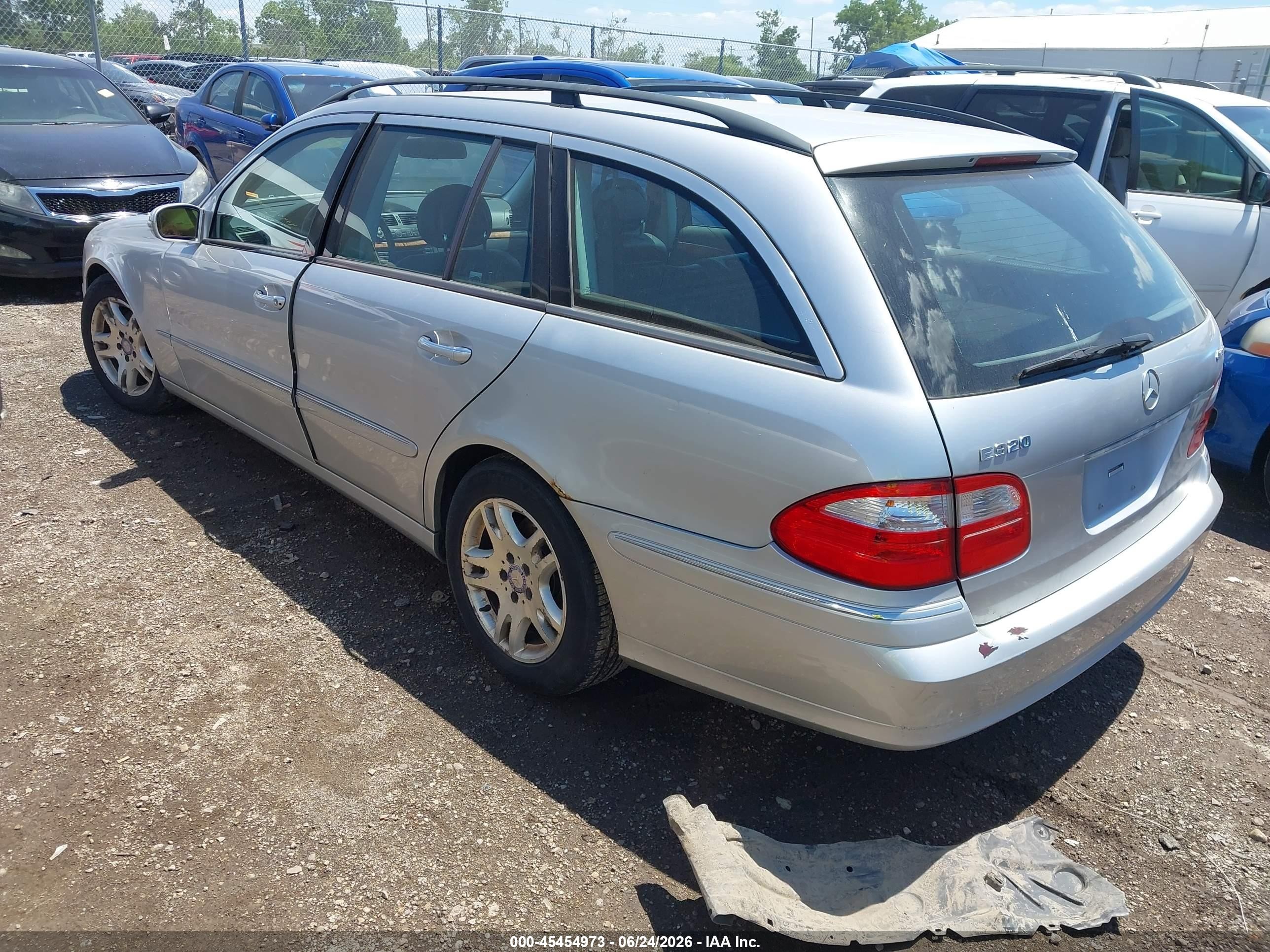2004 Mercedes-benz E 320 4matic Silver vin: WDBUH82JX4X136453