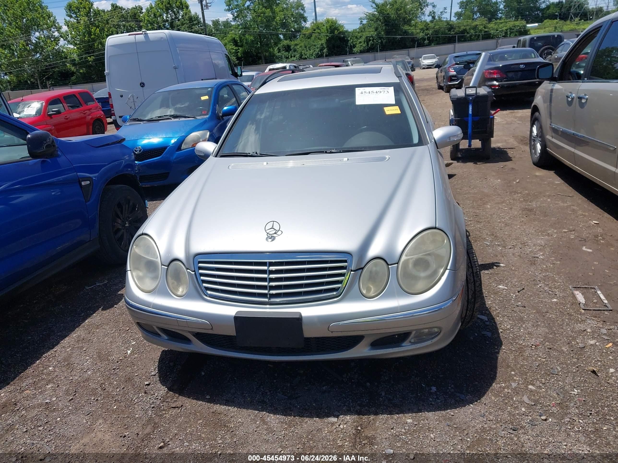 2004 Mercedes-benz E 320 4matic Silver vin: WDBUH82JX4X136453
