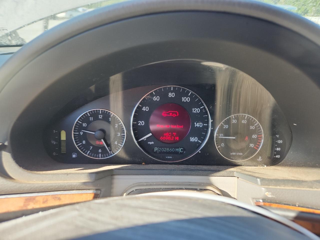 2004 Mercedes-benz E 500 4matic Silver vin: WDBUH83J14X112184