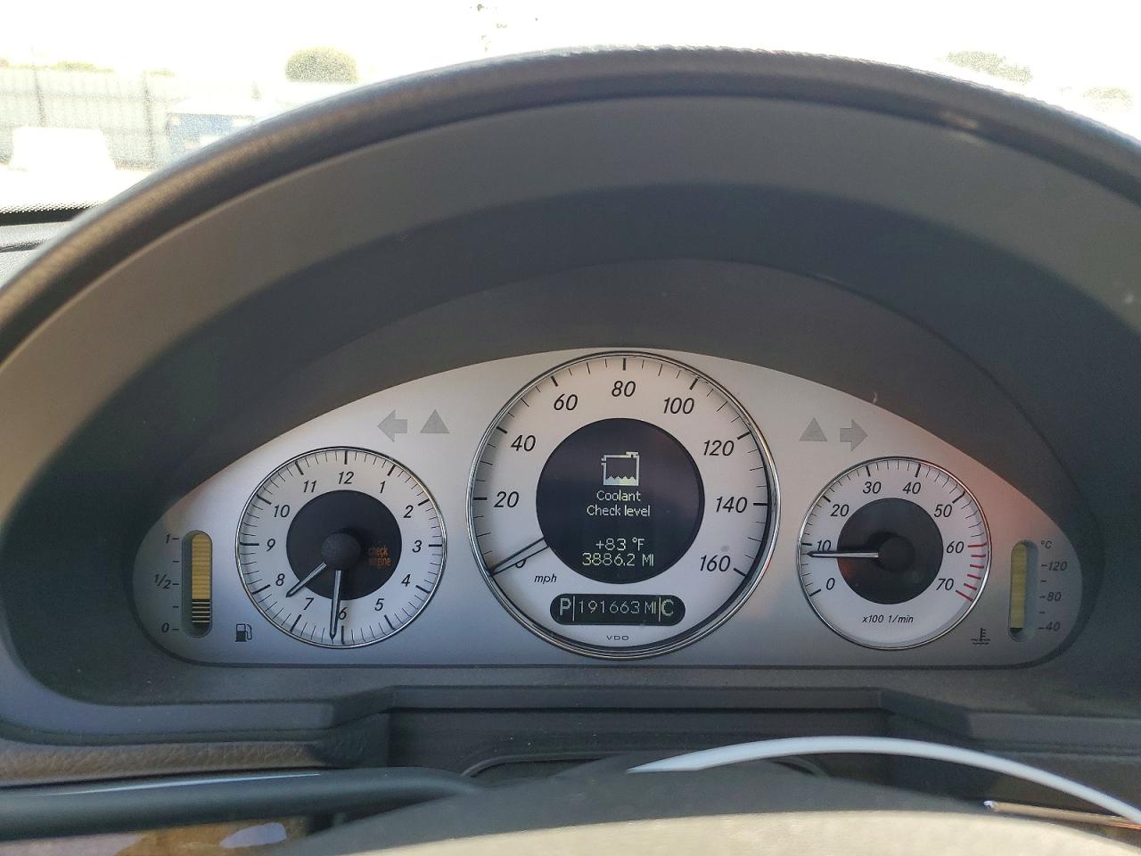 2004 Mercedes-benz E 500 4matic Silver vin: WDBUH83J64X119082