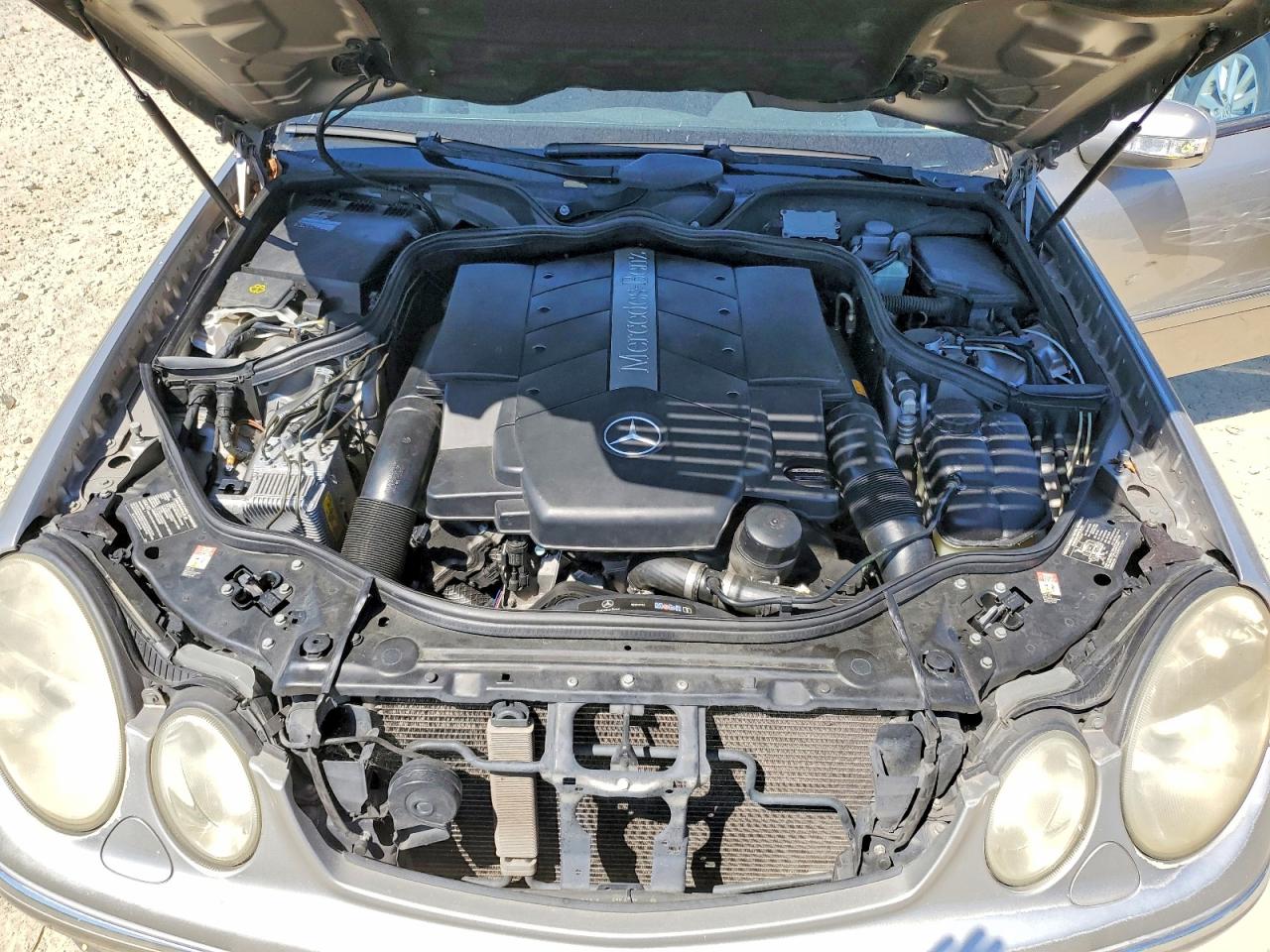 2004 Mercedes-benz E 500 4matic Silver vin: WDBUH83J64X119082