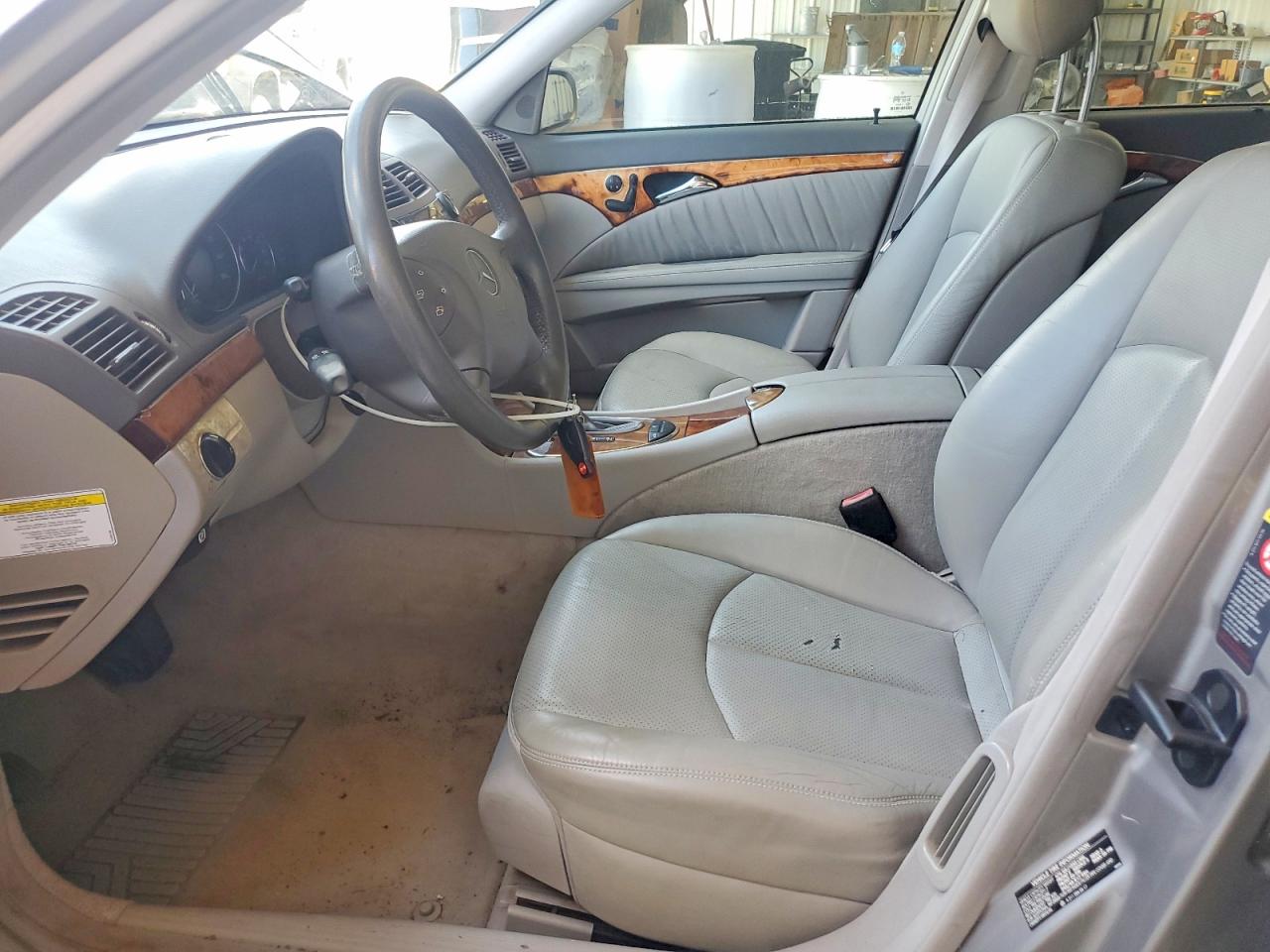2005 Mercedes-benz E 500 4matic Beige vin: WDBUH83J95X169671