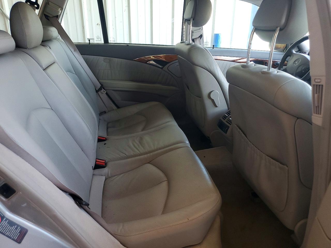 2005 Mercedes-benz E 500 4matic Beige vin: WDBUH83J95X169671