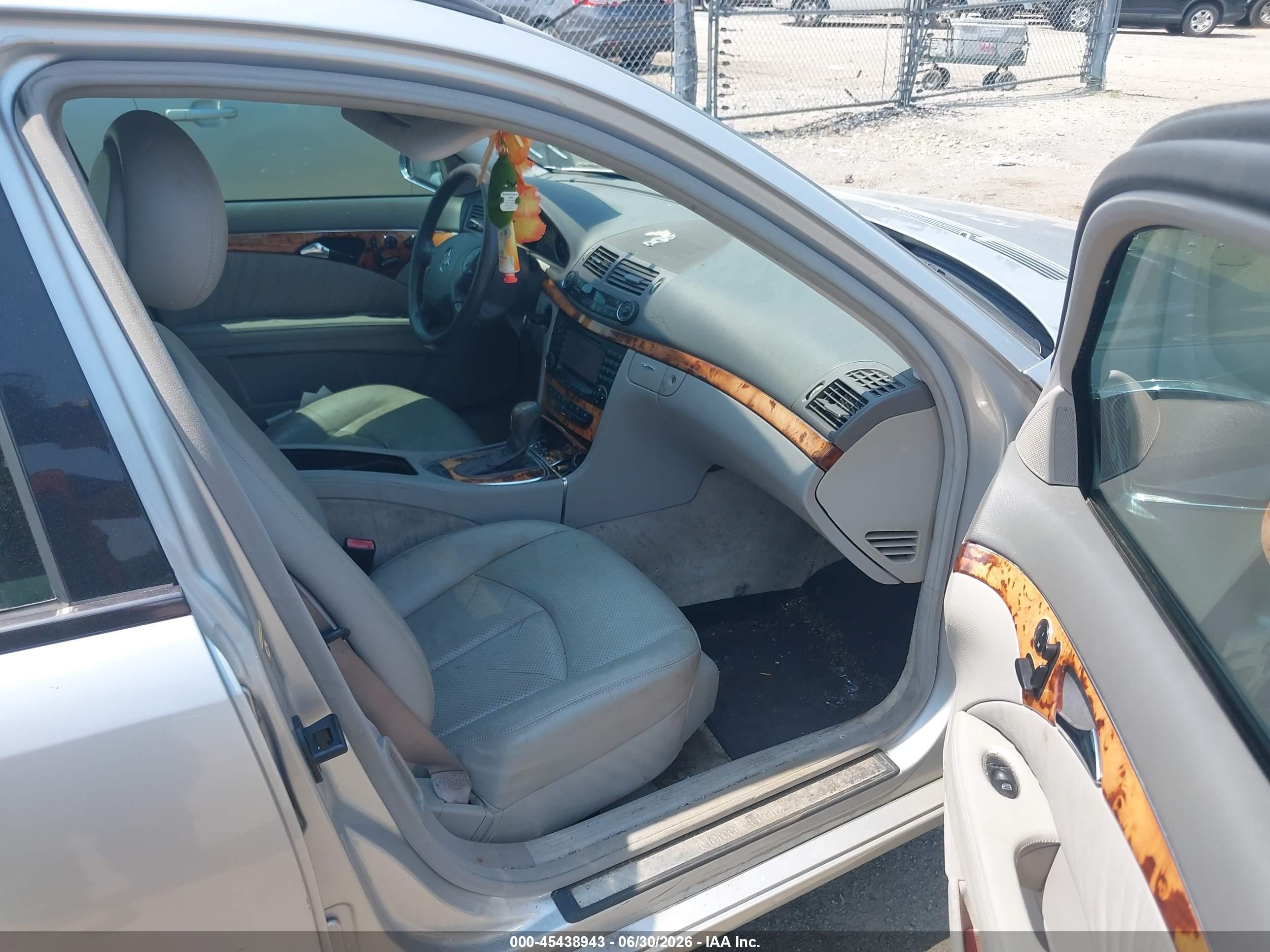 2005 Mercedes-benz E 500 4matic Silver vin: WDBUH83JX5X182221