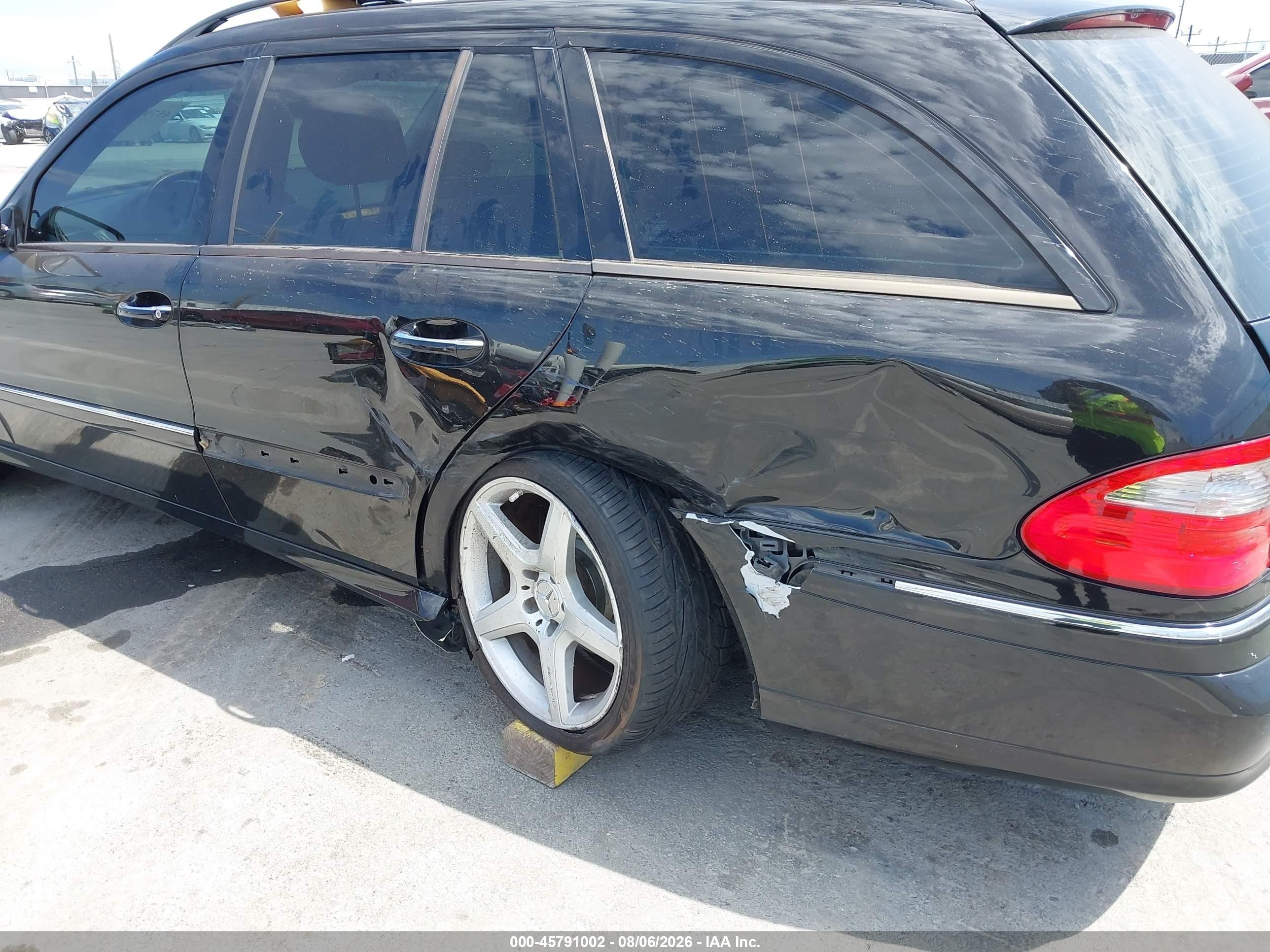 2007 Mercedes-benz E 350 4matic Black vin: WDBUH87X17B145749