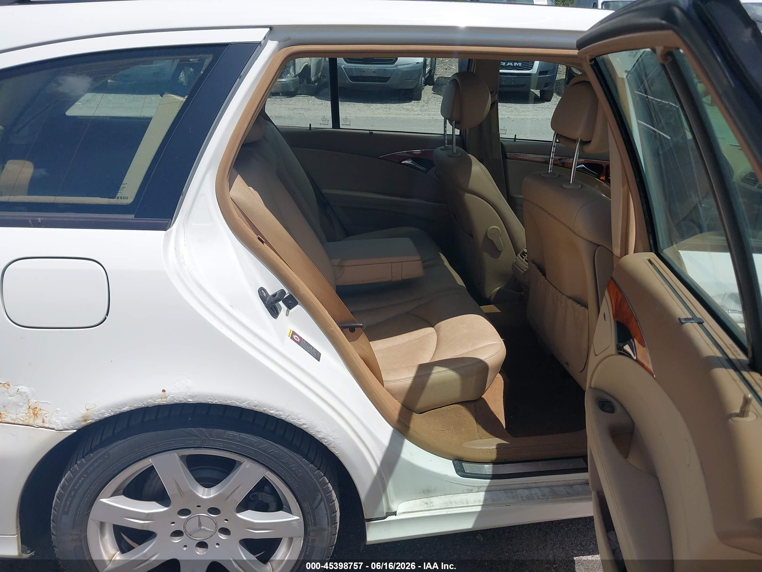 2007 Mercedes-benz E 350 4matic White vin: WDBUH87X67X217290