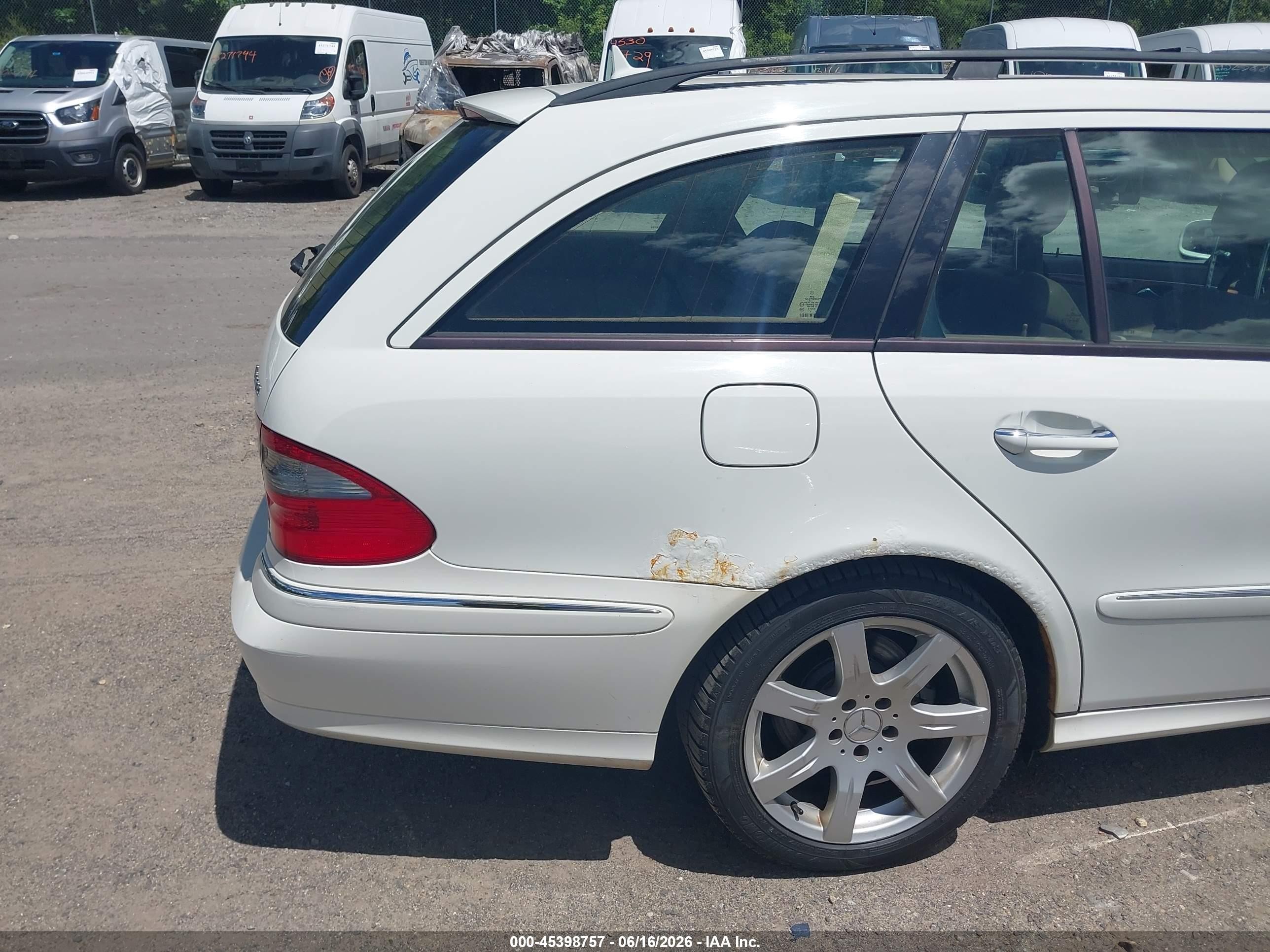2007 Mercedes-benz E 350 4matic White vin: WDBUH87X67X217290