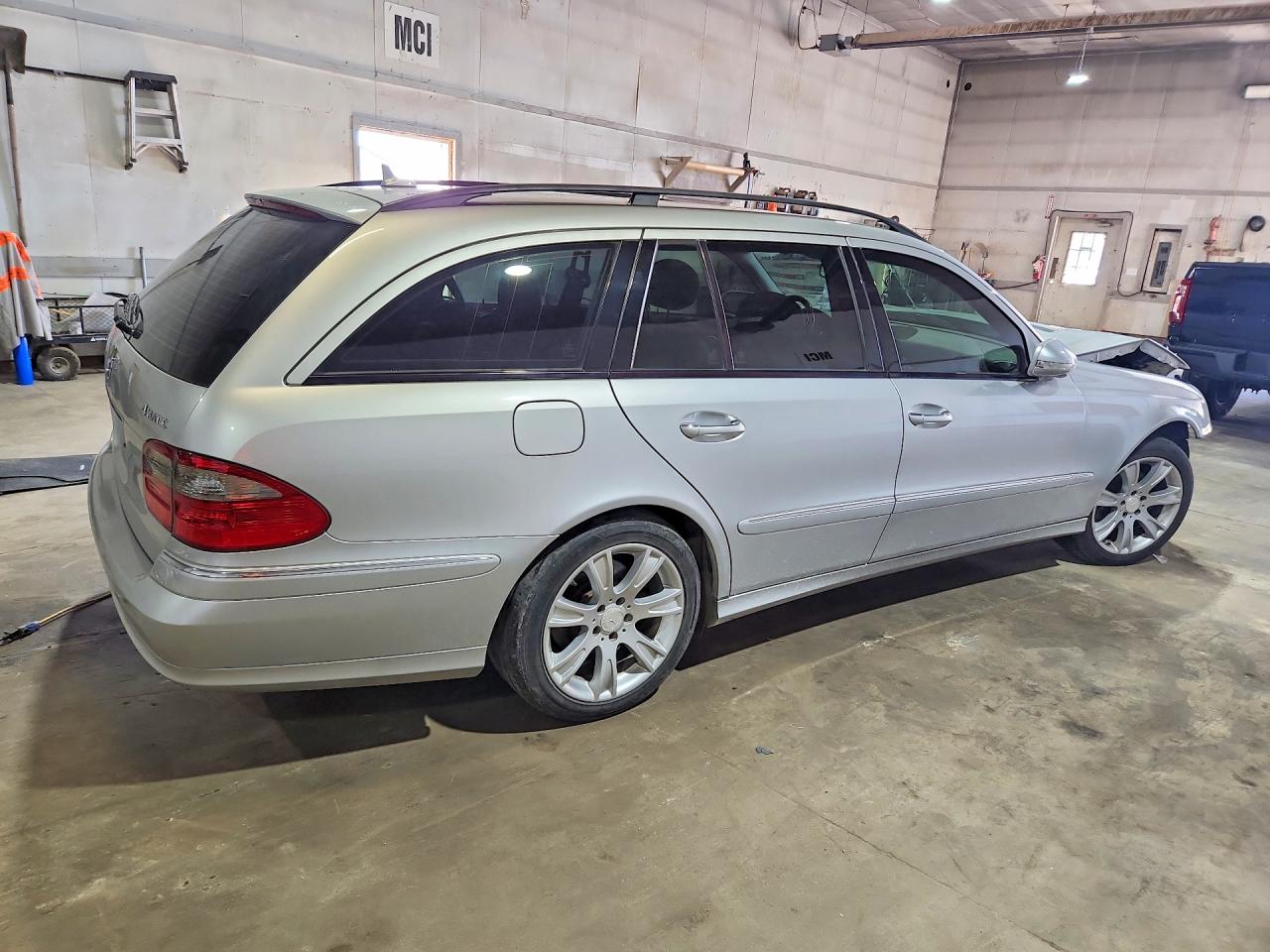 2009 Mercedes-benz E 350 4matic Silver vin: WDBUH87X69B393577