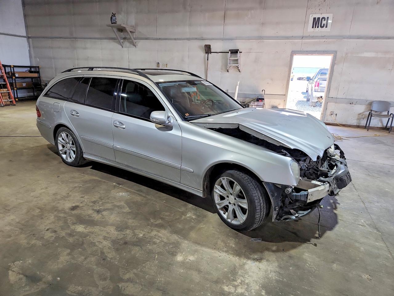 2009 Mercedes-benz E 350 4matic Silver vin: WDBUH87X69B393577