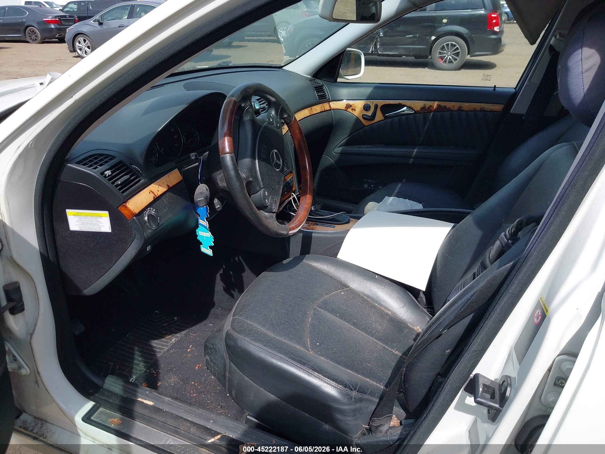 2007 Mercedes-benz E 350 4matic White vin: WDBUH87X77B148123