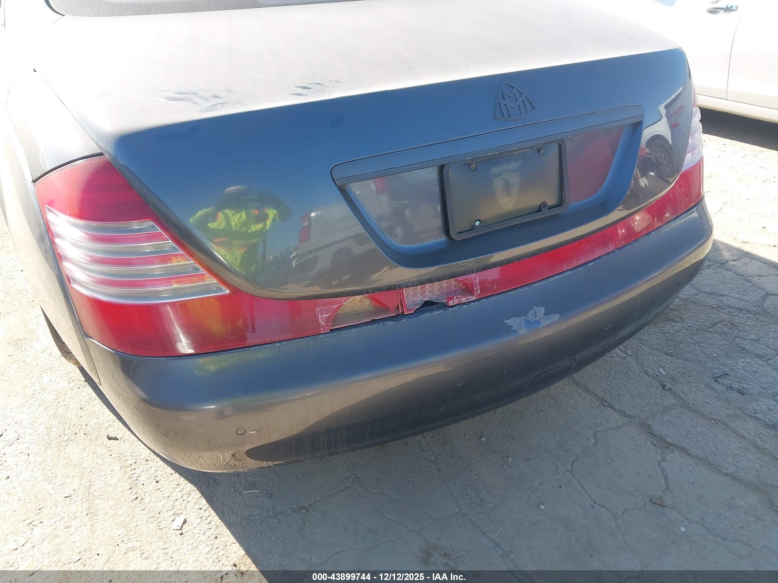 2004 Maybach 57   Black vin: WDBVF78J64A000495