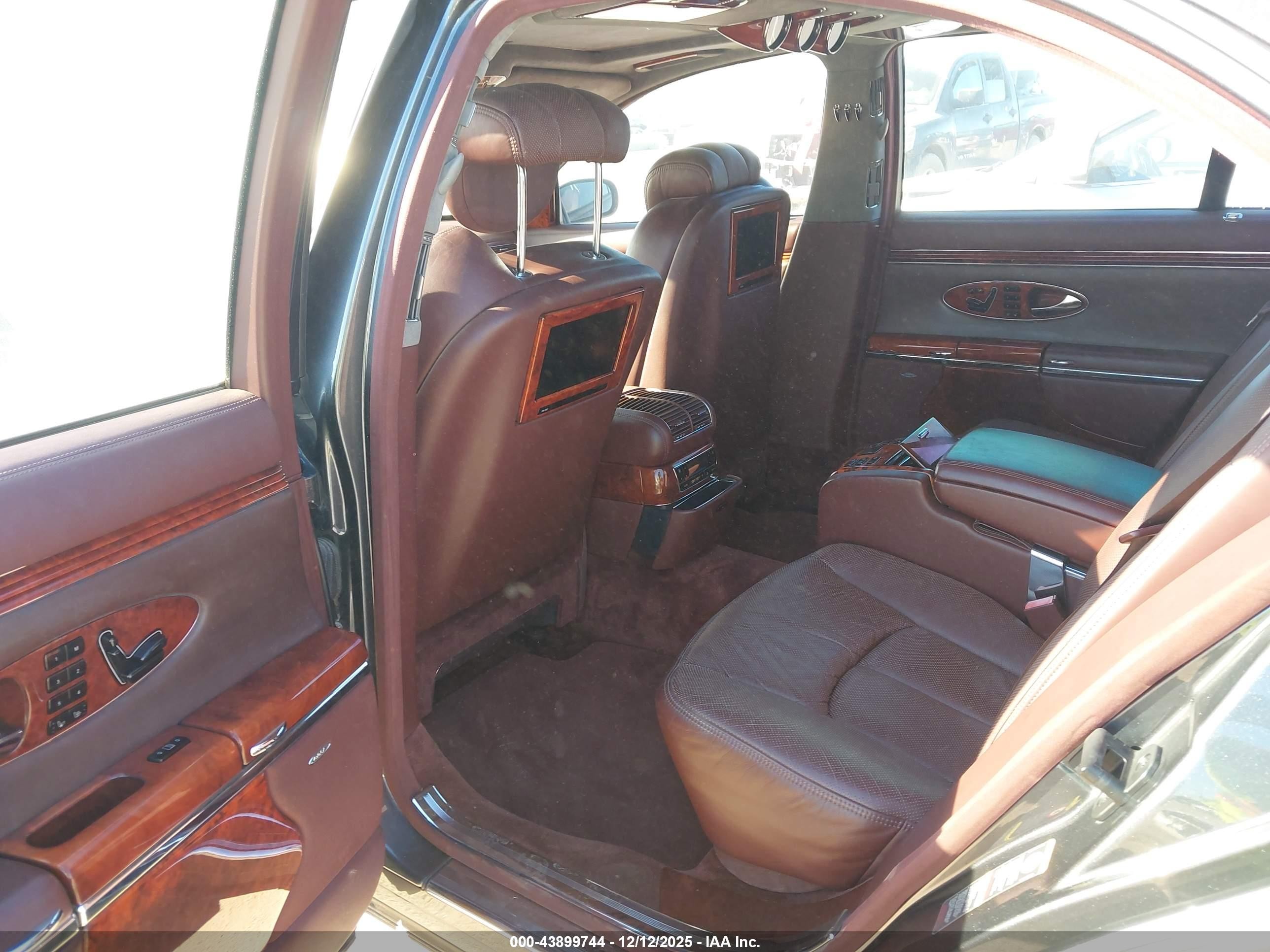 2004 Maybach 57   Black vin: WDBVF78J64A000495