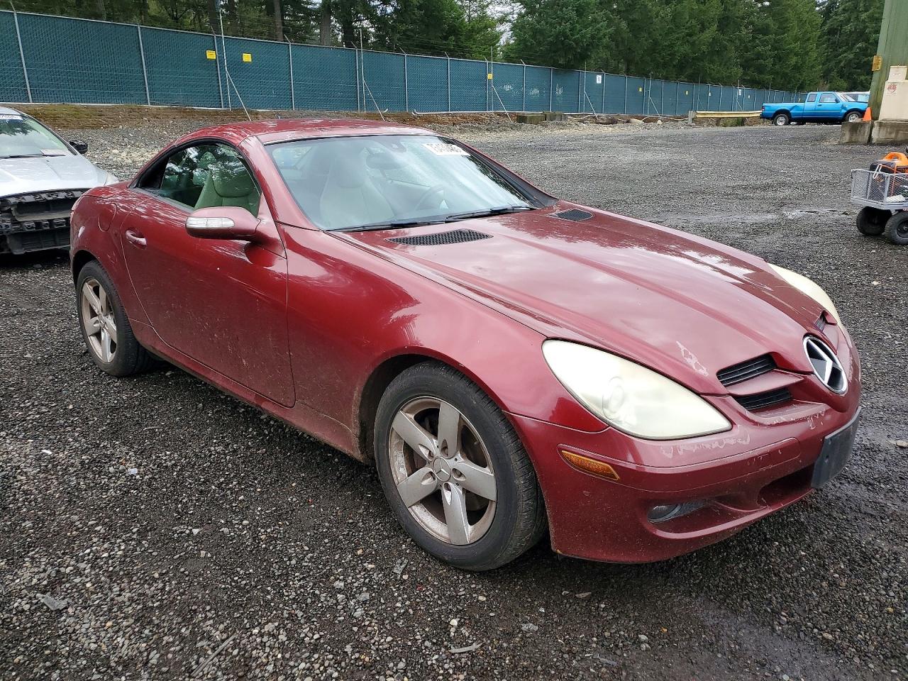 2007 Mercedes-benz Slk 280 Burgundy vin: WDBWK54F07F139261