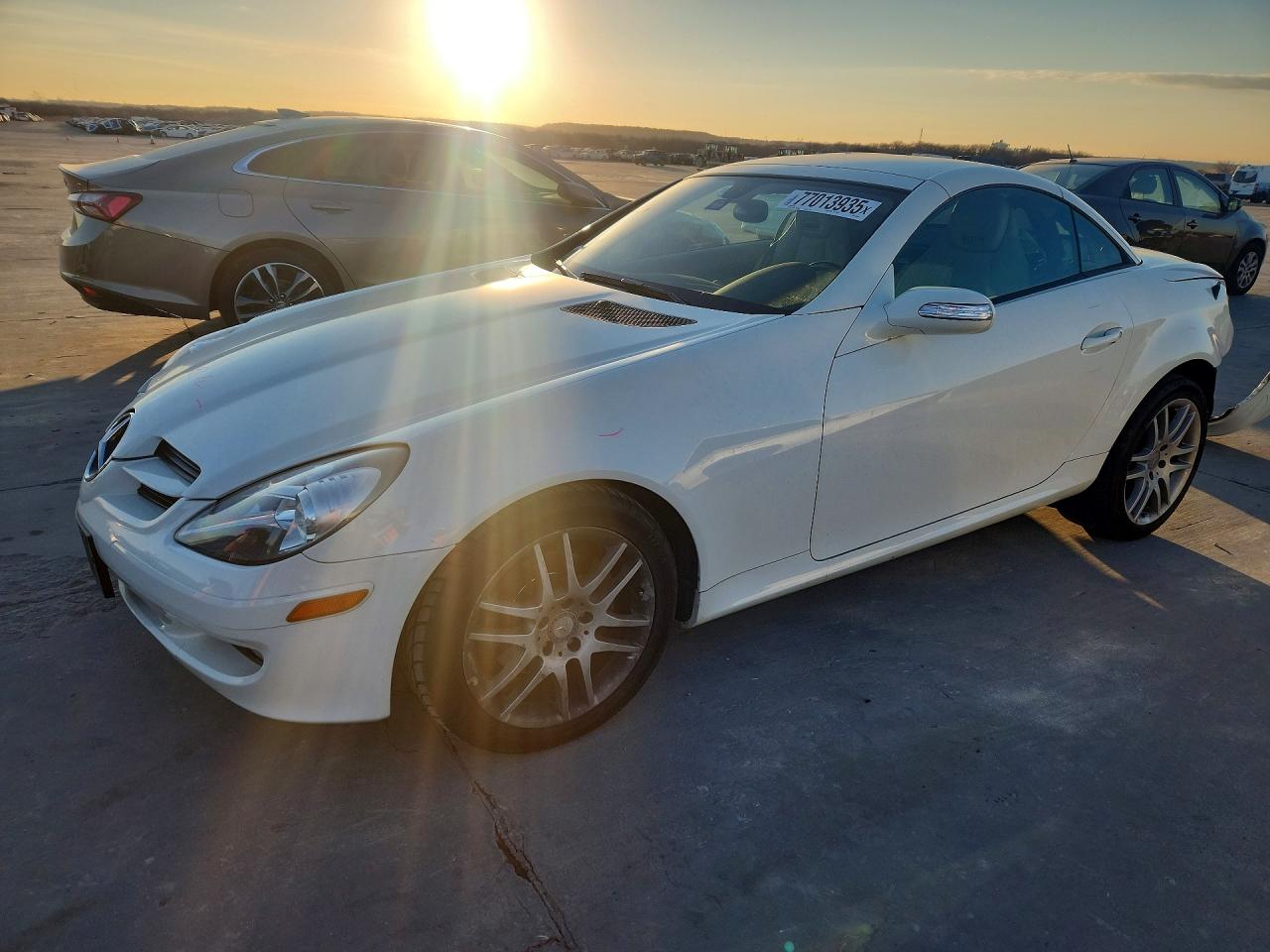 2007 Mercedes-benz Slk 280 White vin: WDBWK54F07F153371