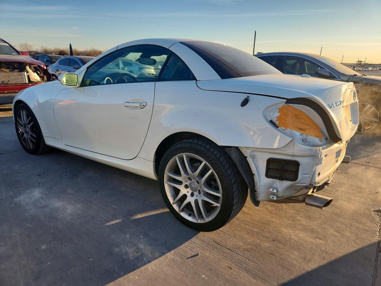 2007 Mercedes-benz Slk 280 White vin: WDBWK54F07F153371